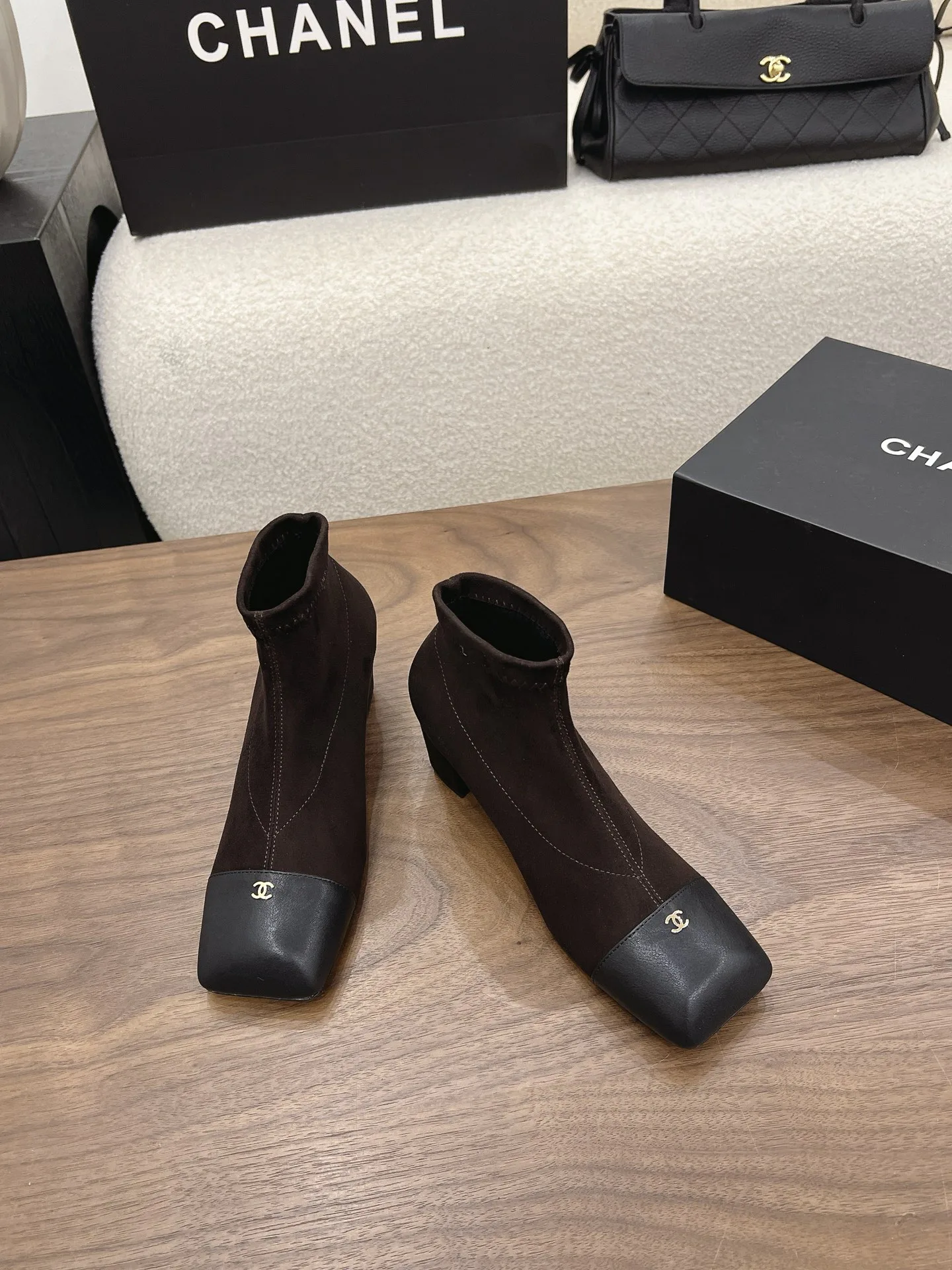 Women's Ankle Boots CHANEL 17375197
