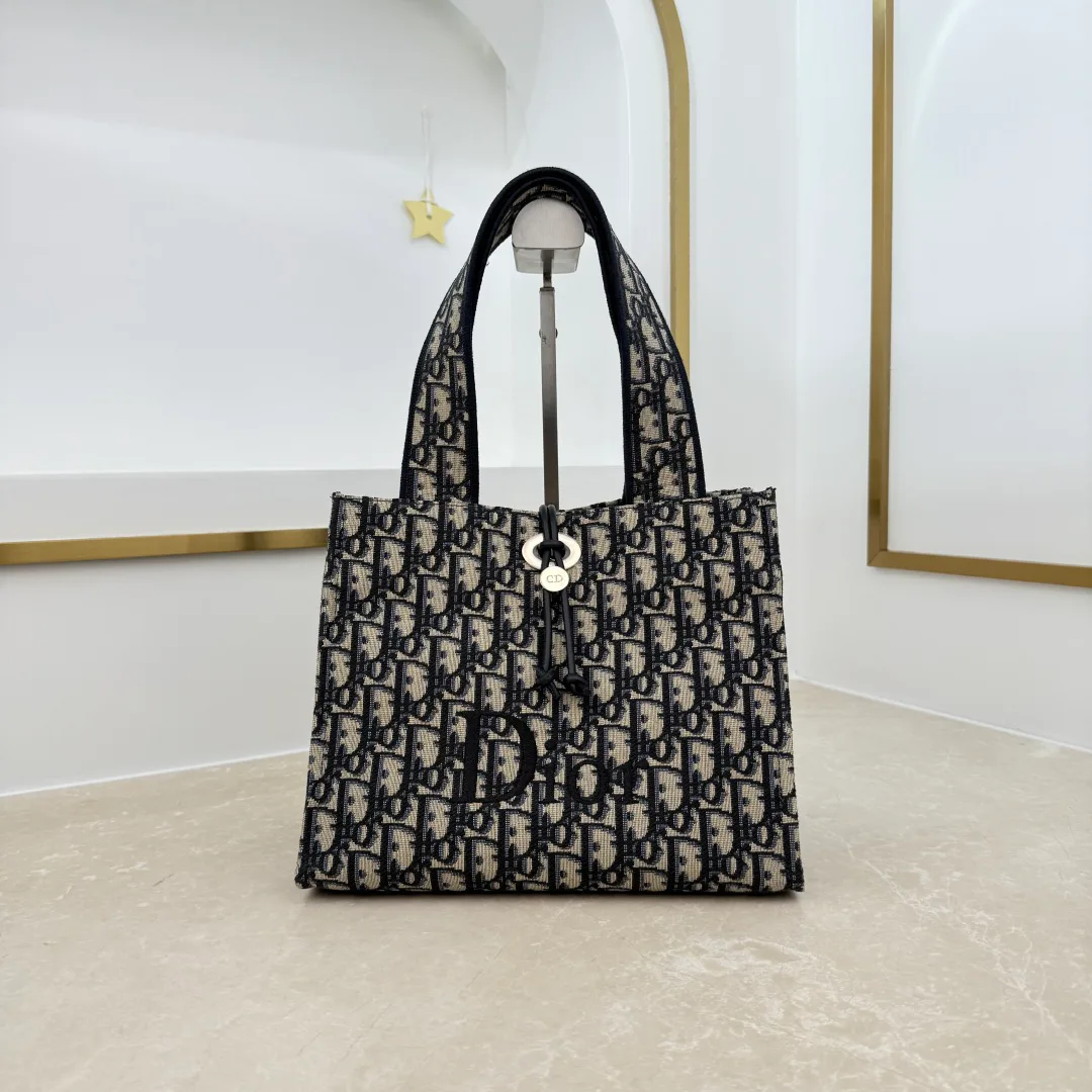 Women's Classic Handbags CHRISTIAN DIOR 17920073