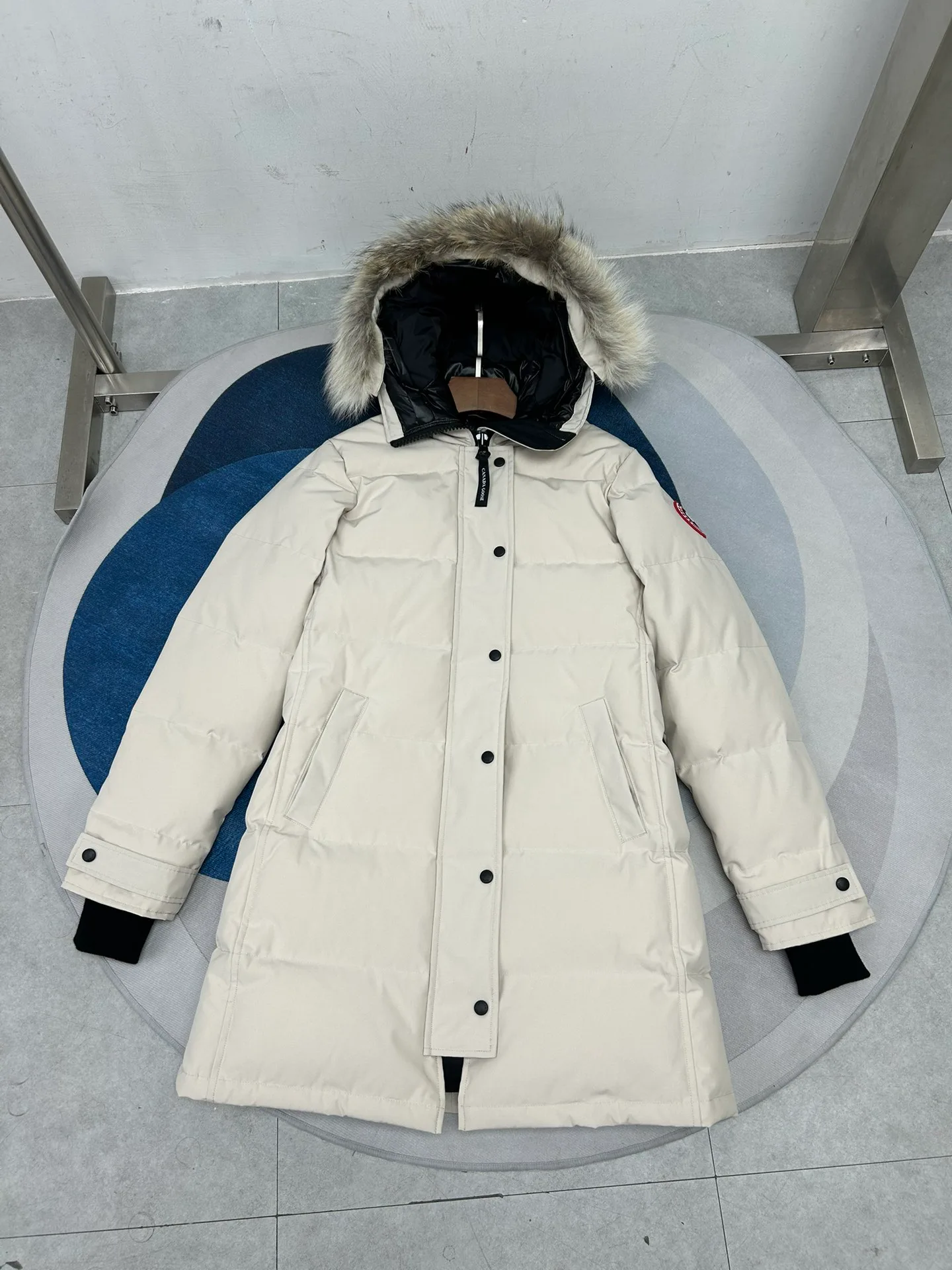 Women's Jackets And Down Jackets CANADA GOOSE 18188606