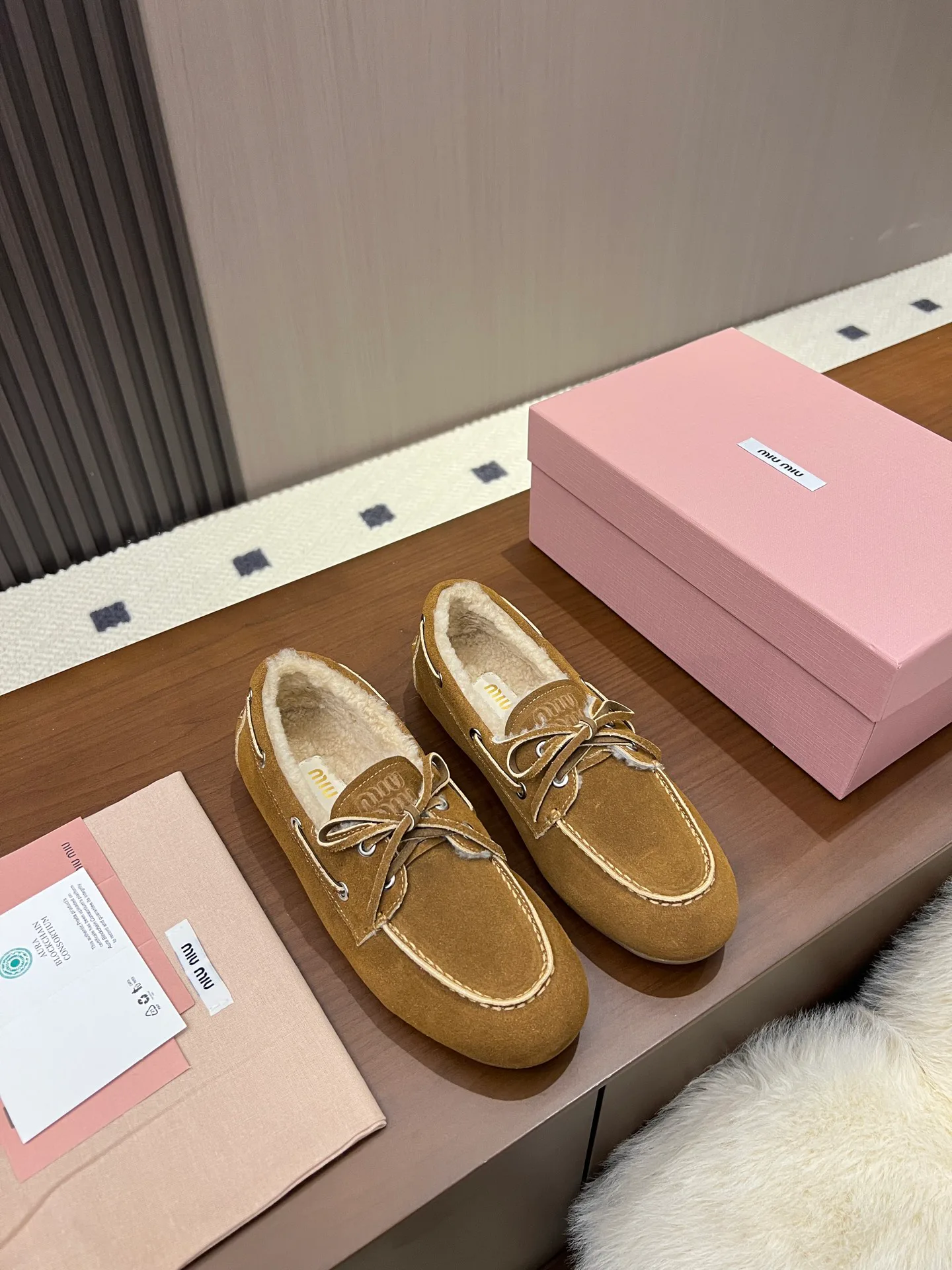 Women's Loafers And Moccasins MIU MIU 17968354