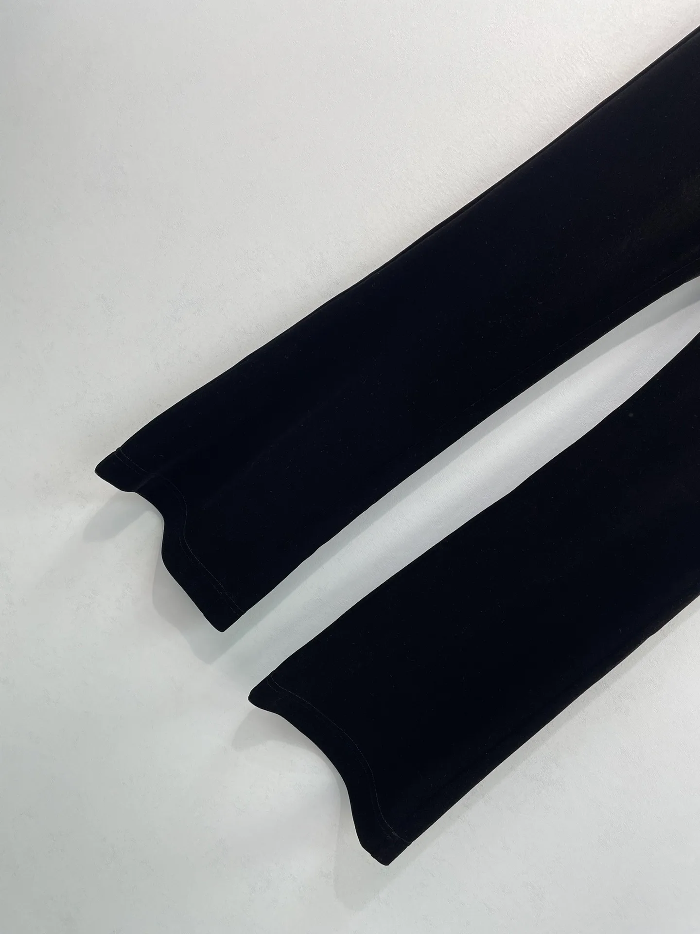 Women's Trousers CELINE 18151848