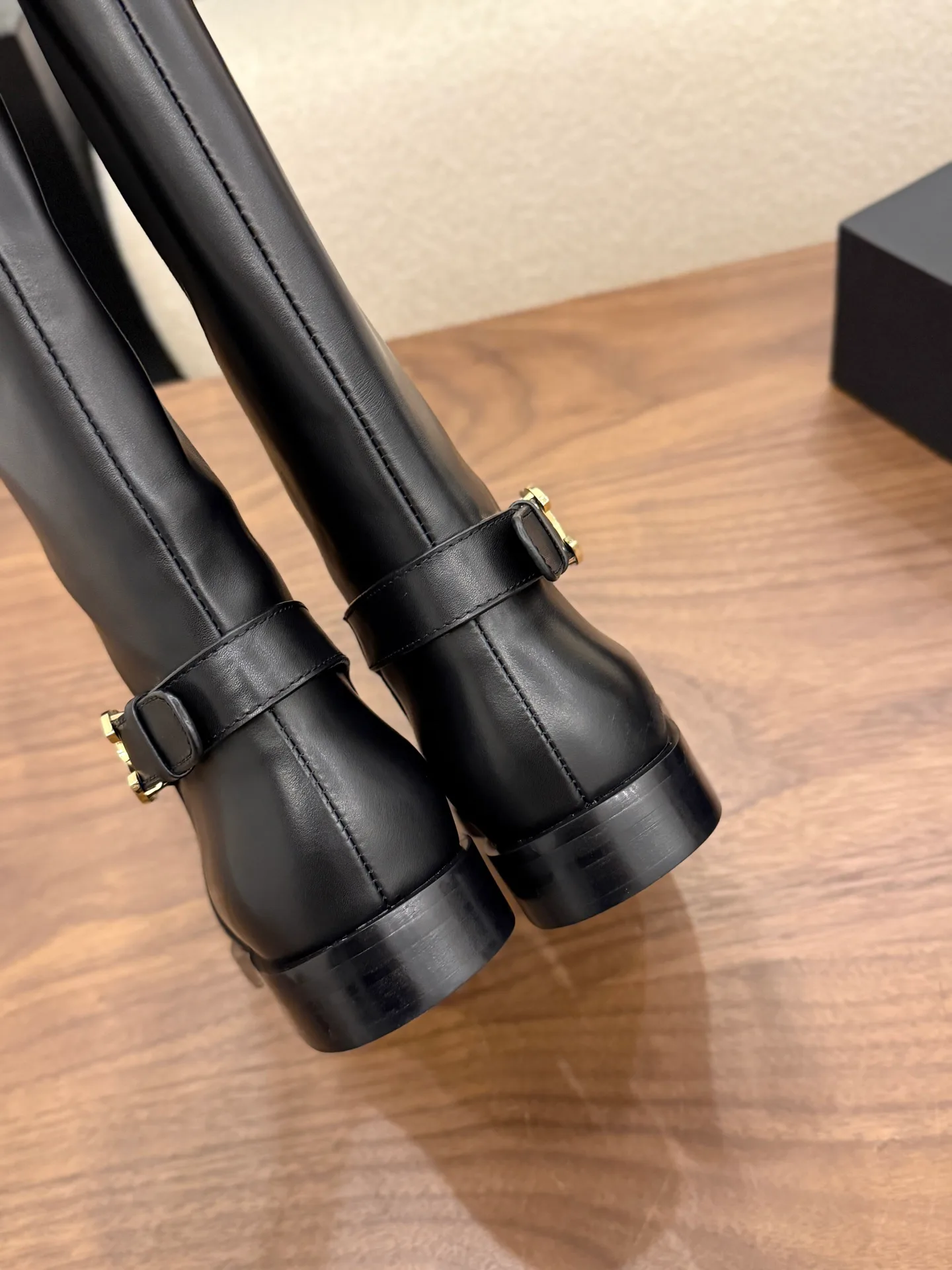 Women's Boots CHANEL 17916931