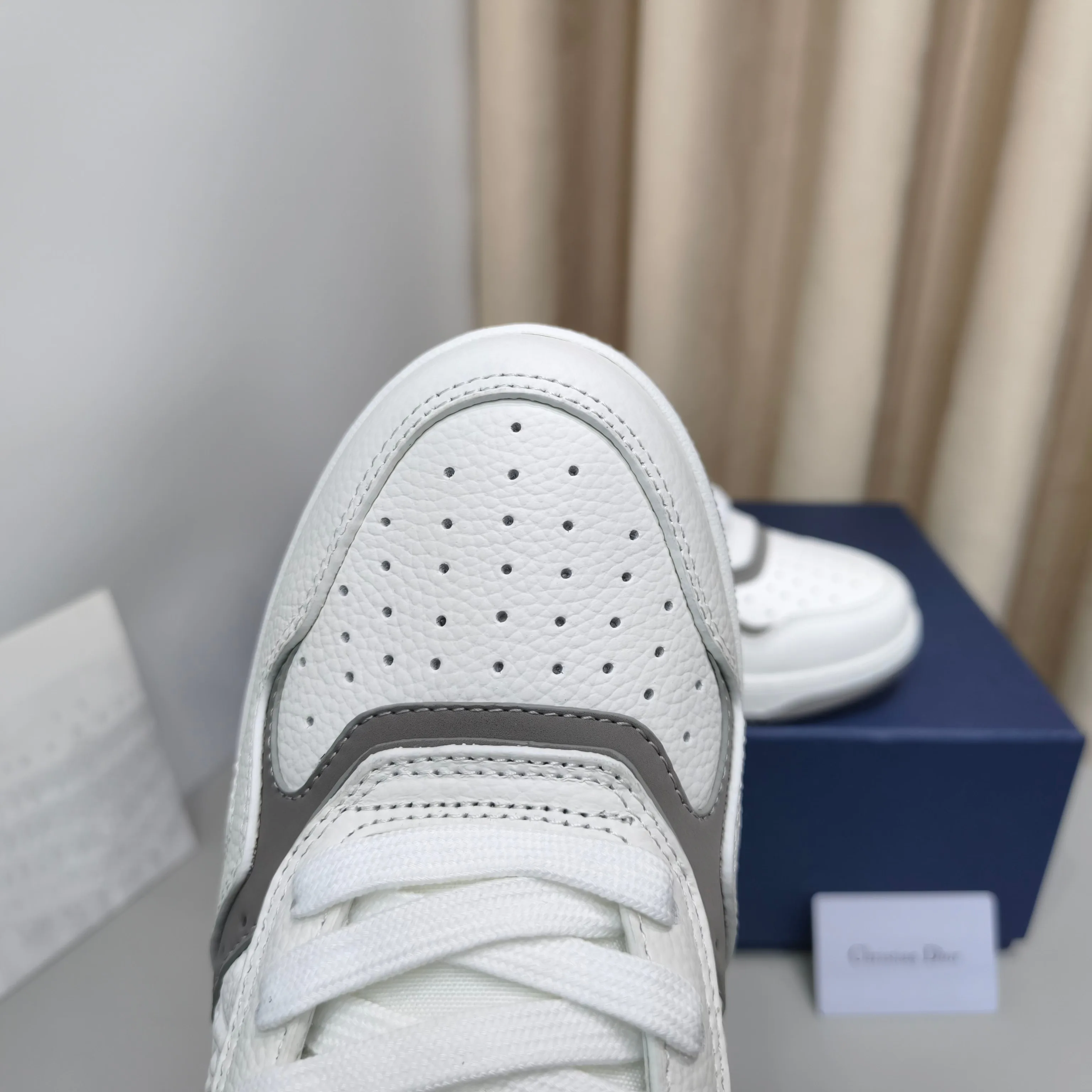 Women's Sneakers CHRISTIAN DIOR 17988881