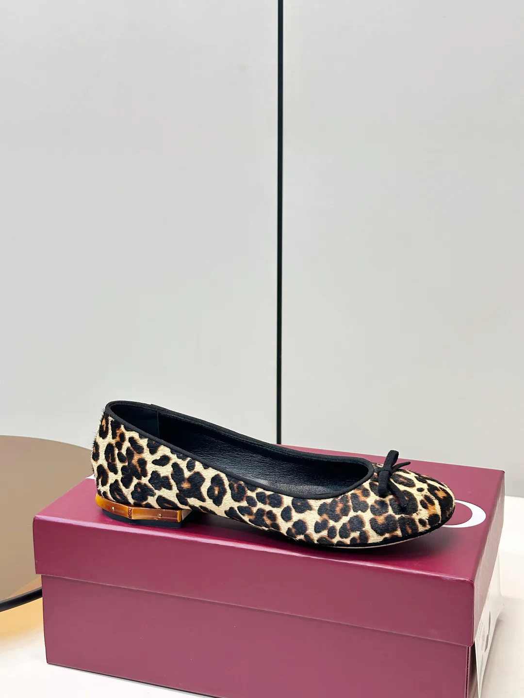 Women's Ballet Flats GUCCI 18079727