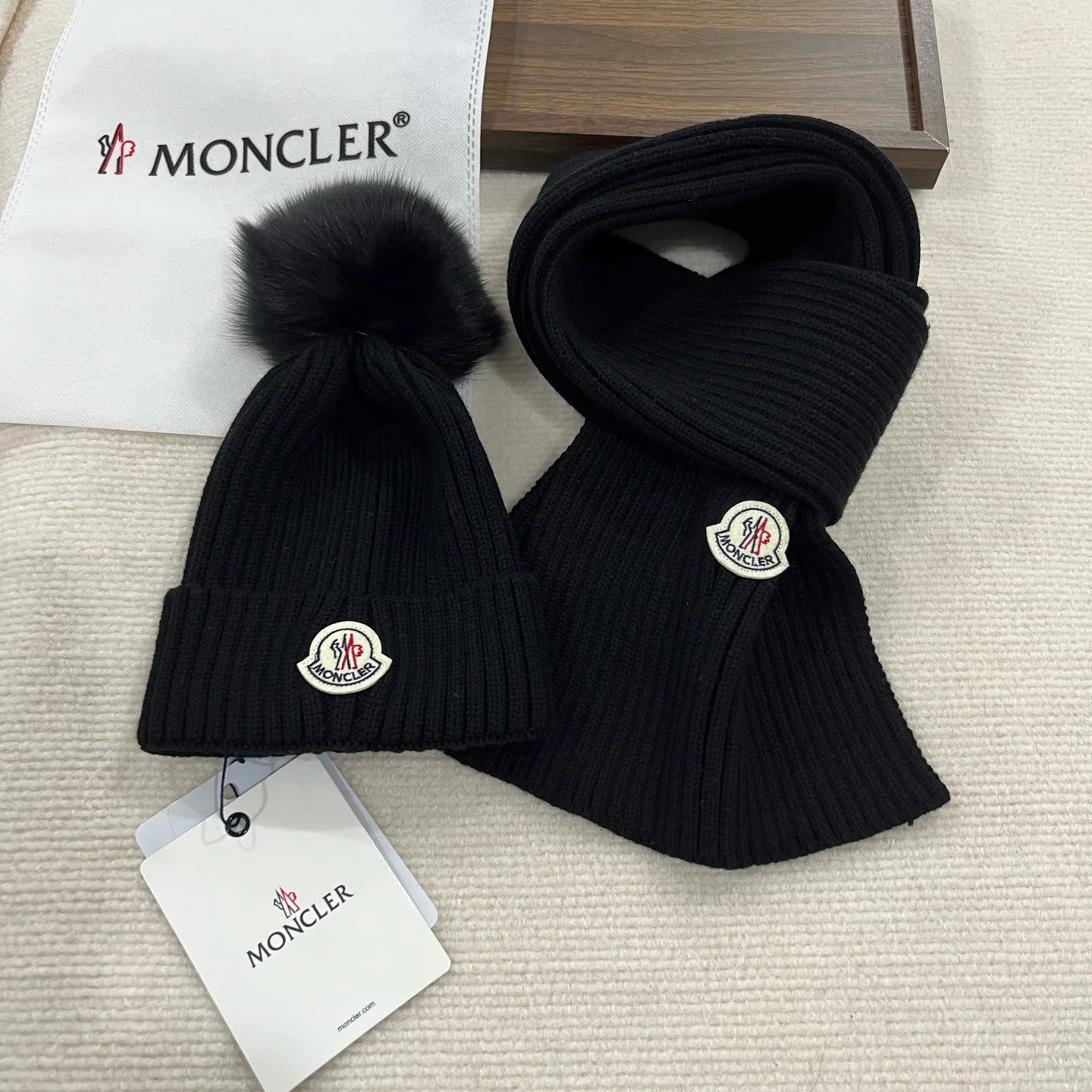 Hats MONCLER 18078324