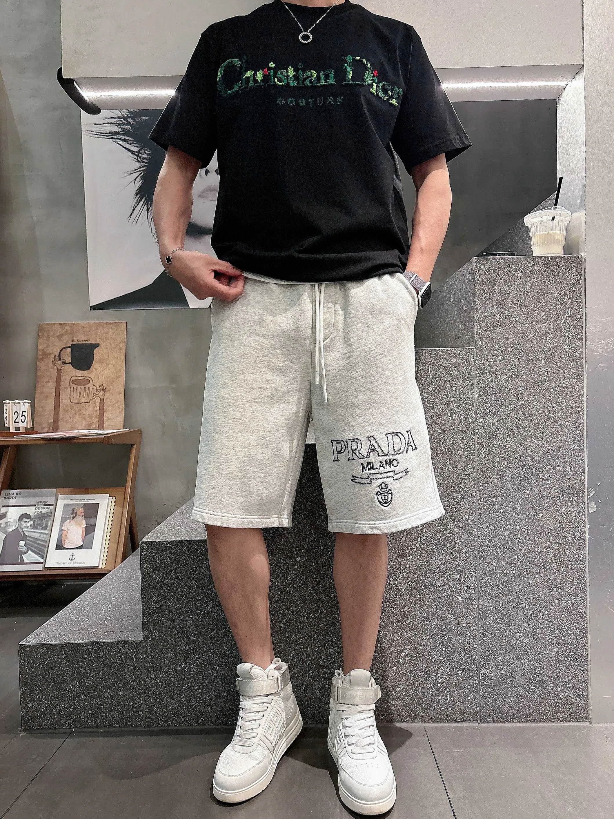 Men's Shorts PRADA 17468337