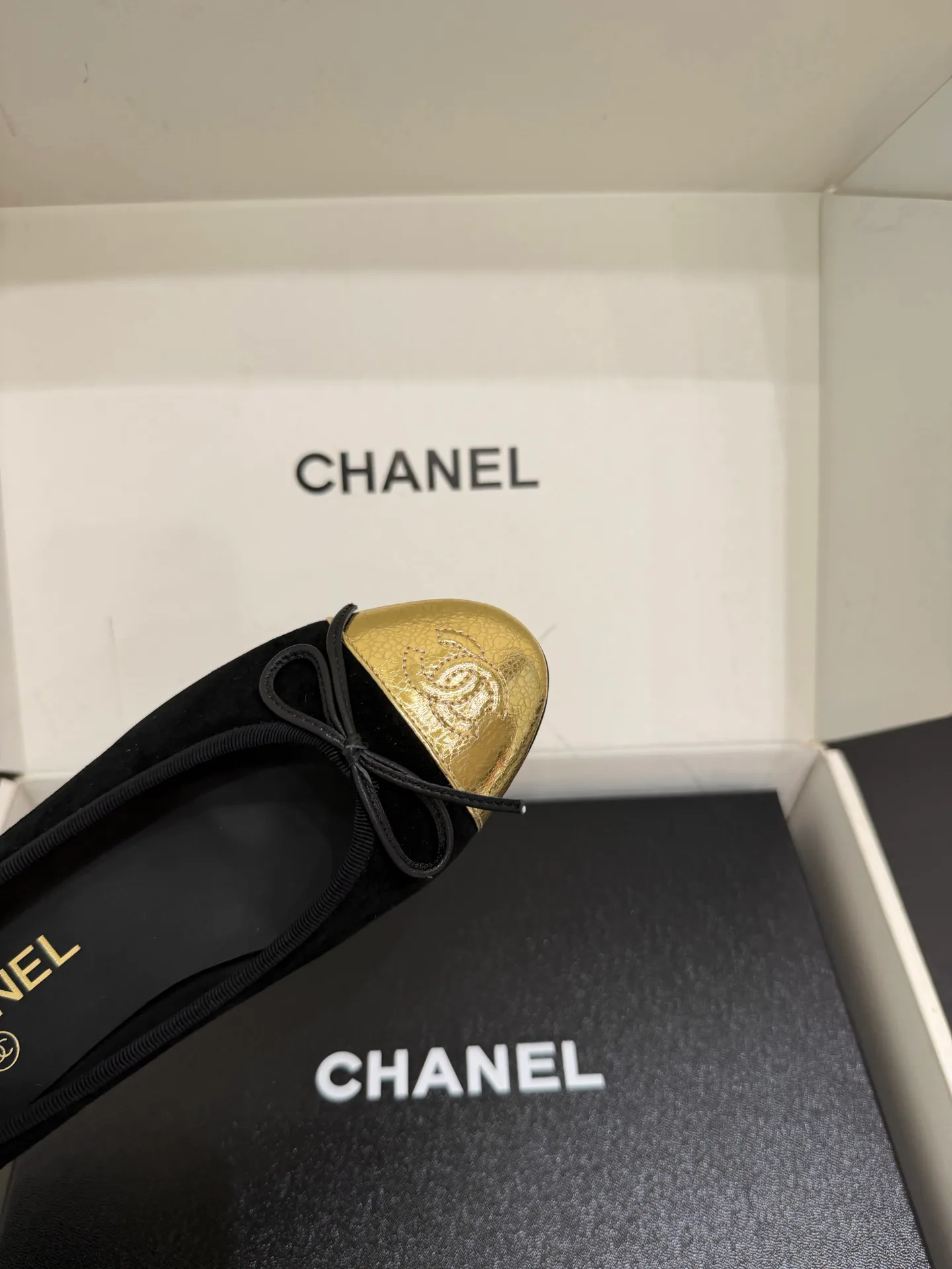 Women's Ballet Flats CHANEL 18080149