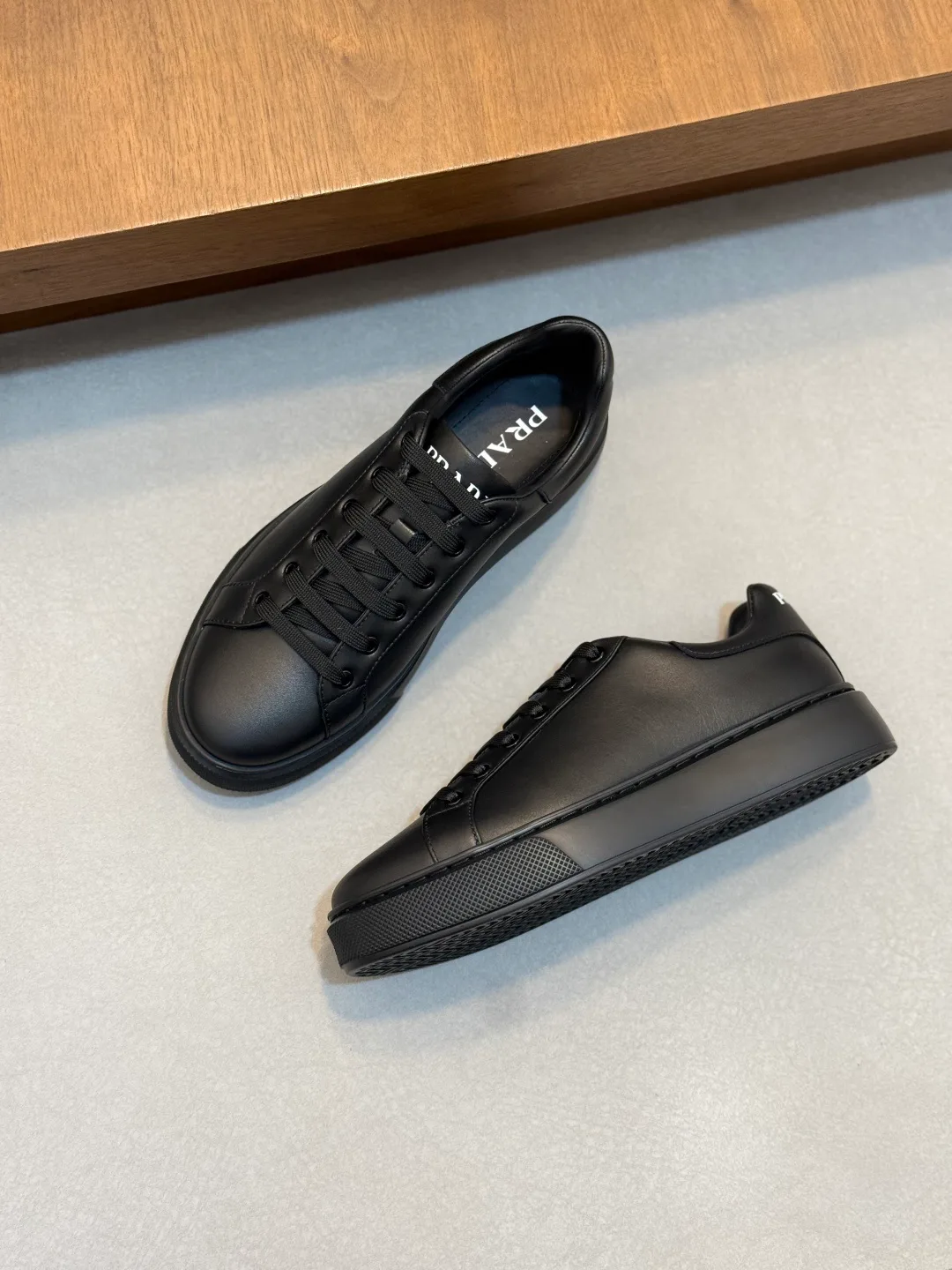 Men's Sneakers PRADA 17447607