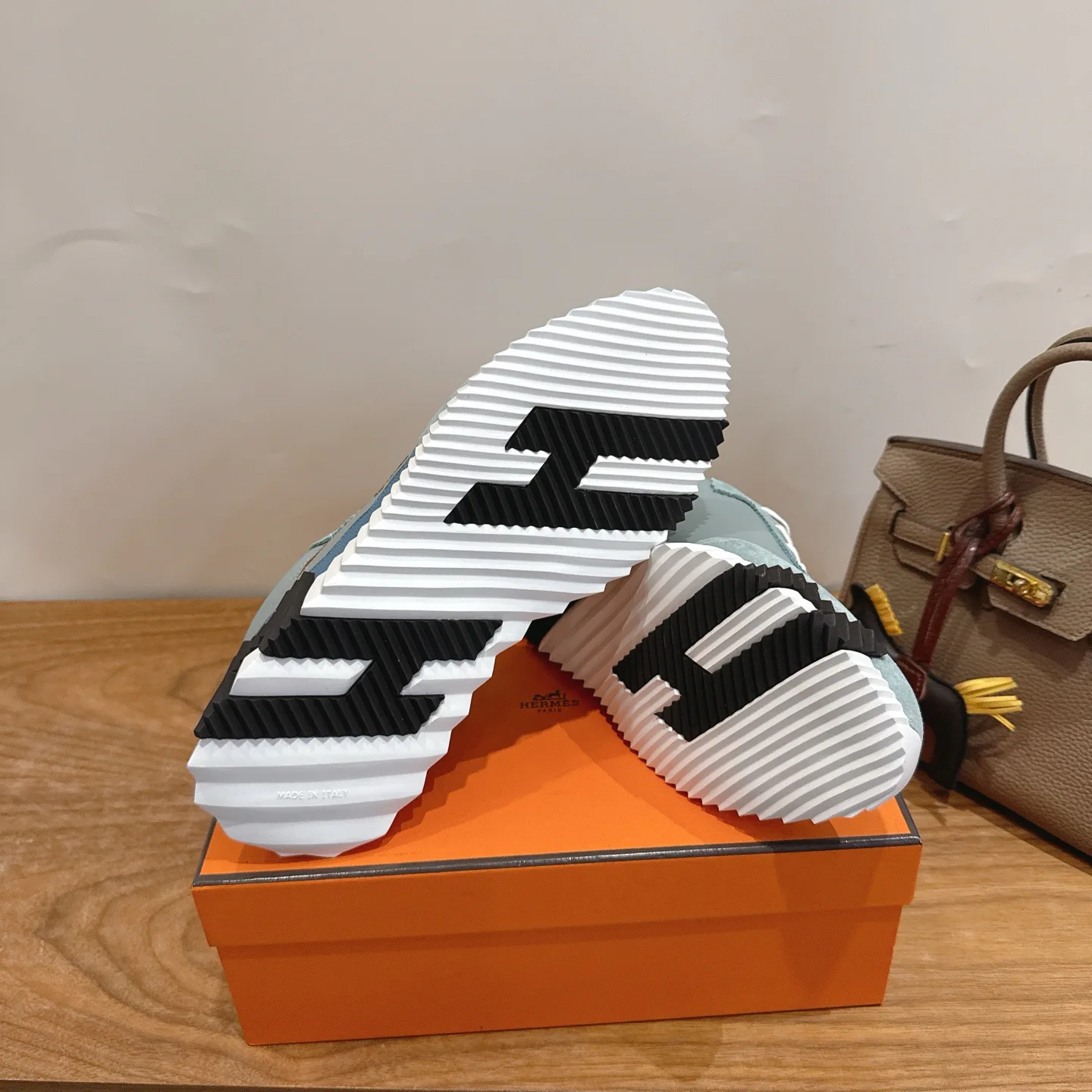 Men's Sneakers HERMES 17414546