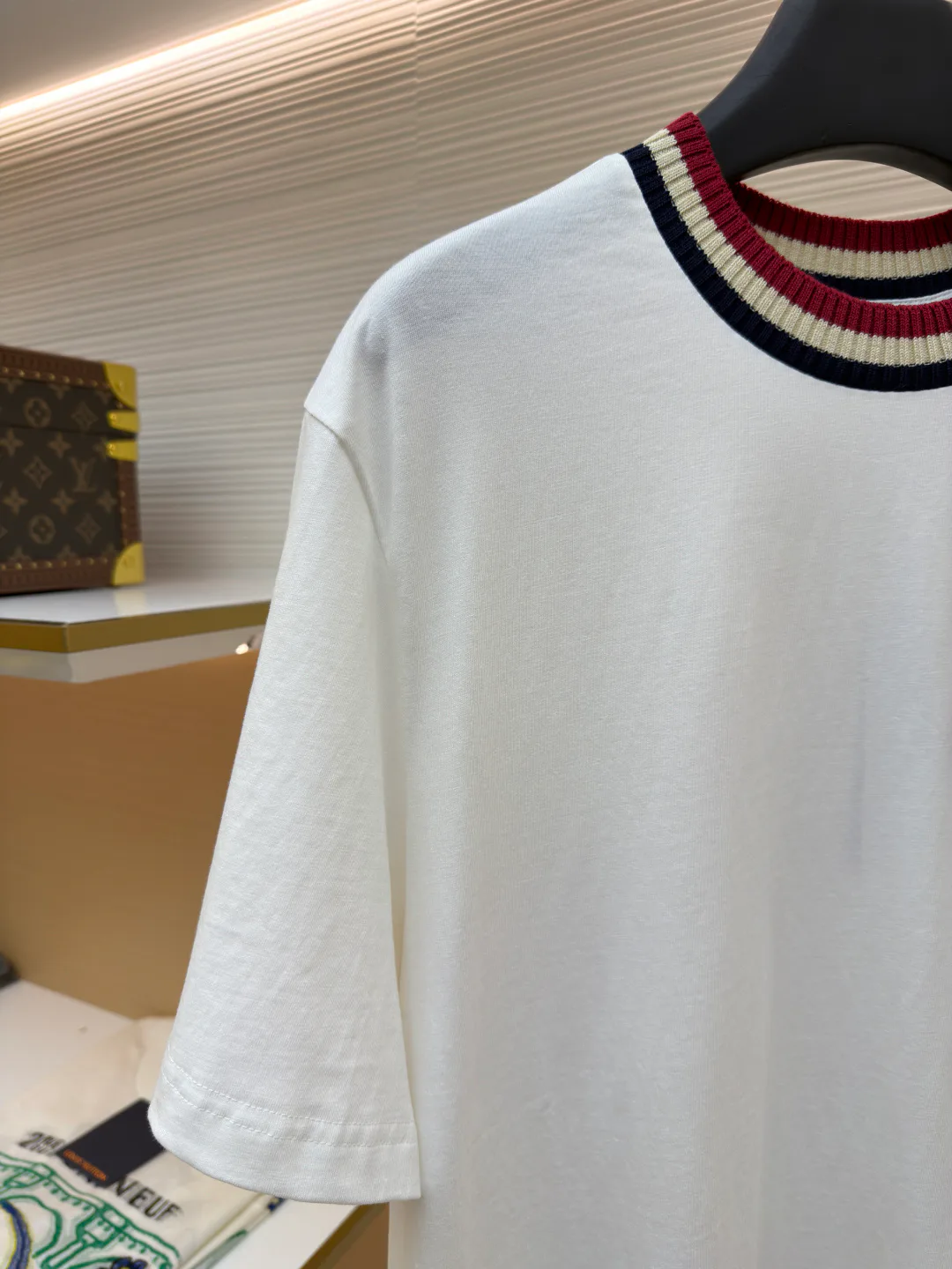 Футболки Мужские Moncler 18669189