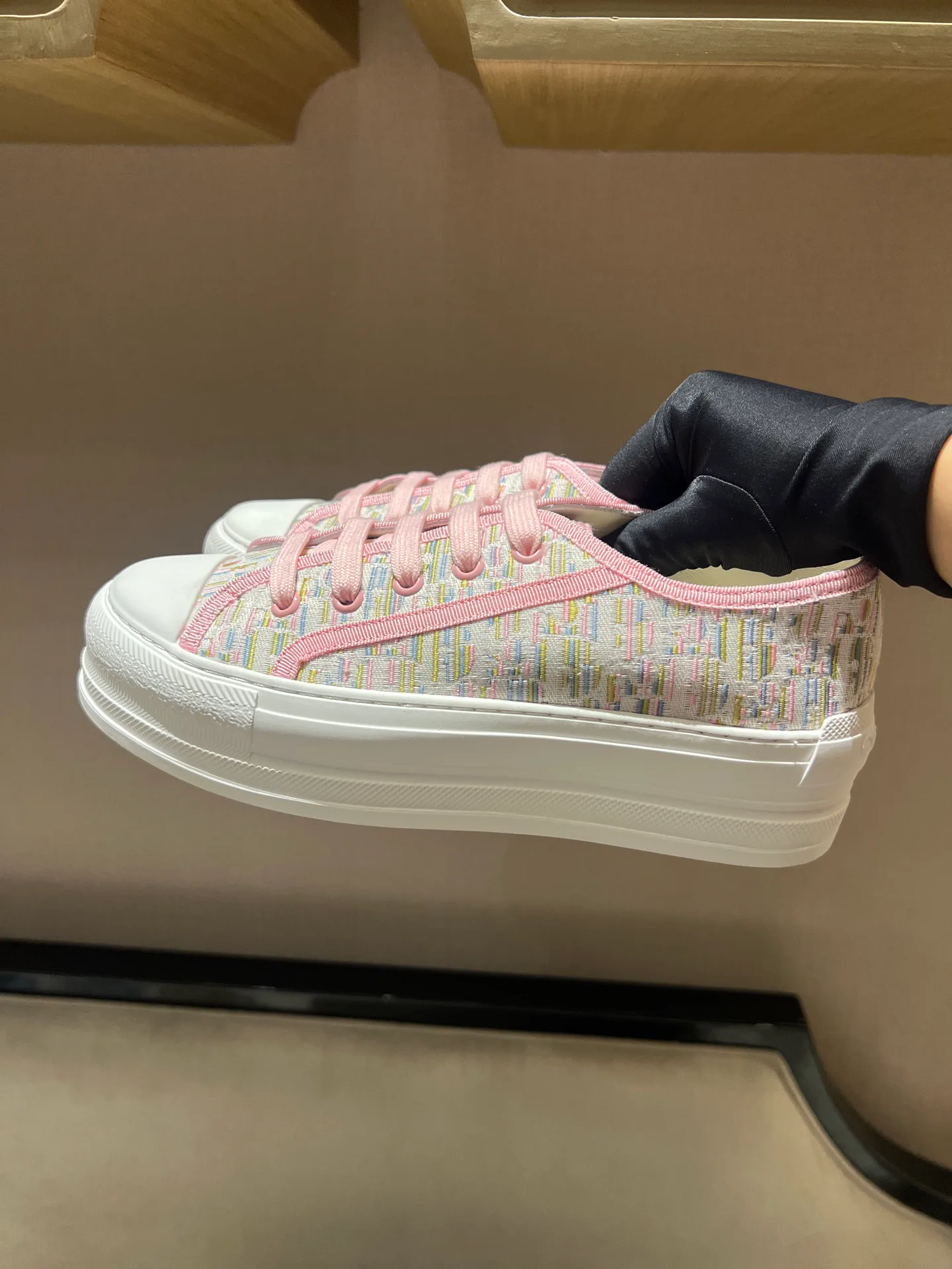 Women's Sneakers CHRISTIAN DIOR 18020285