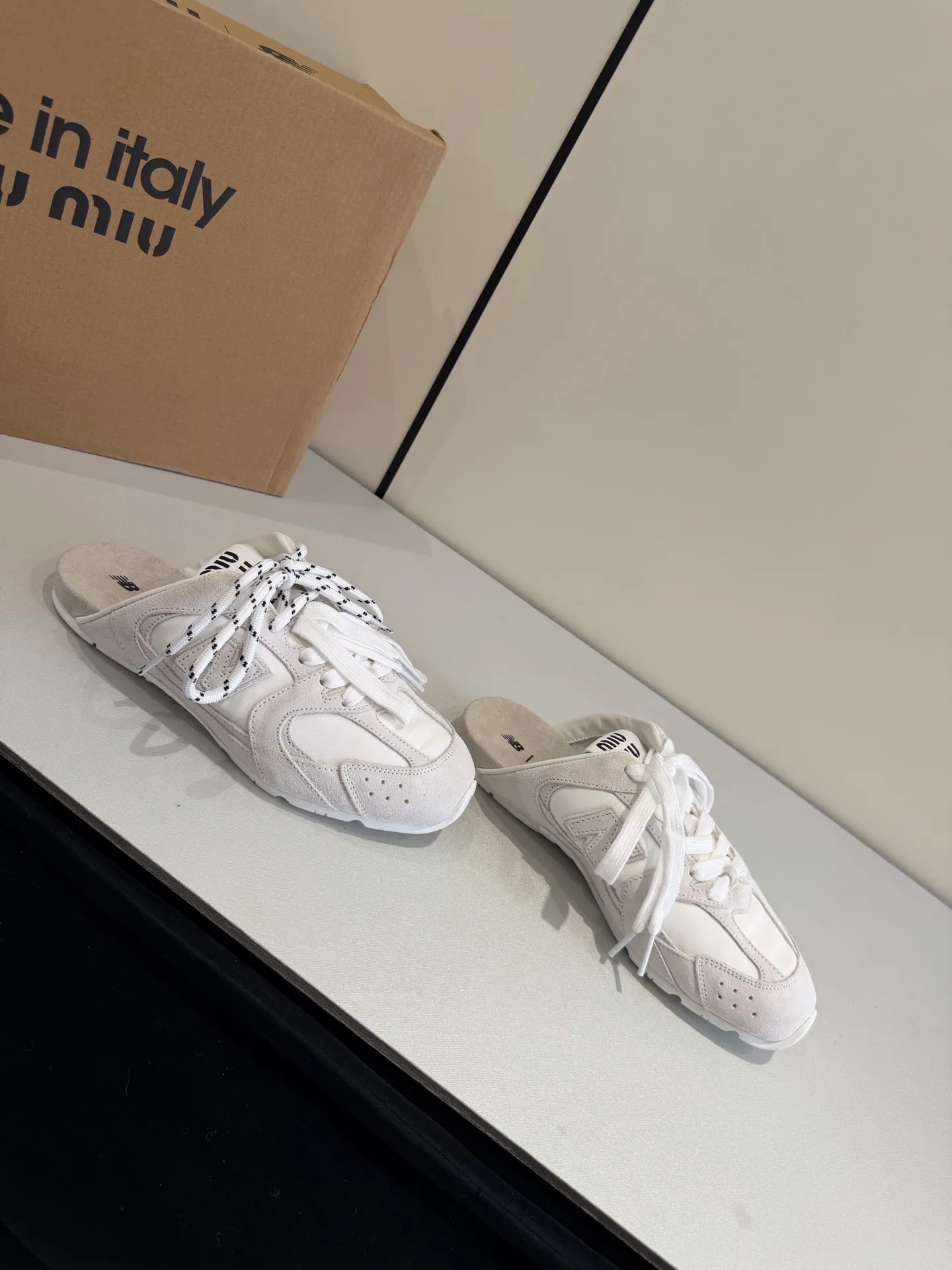 Women's Sneakers MIU MIU 17977132