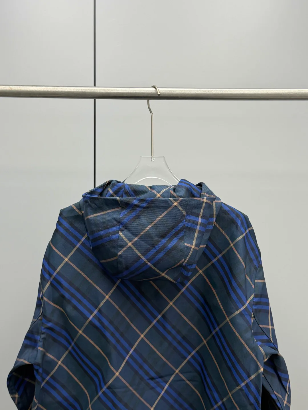 Men's Jackets And Down Jackets BURBERRY 17476251