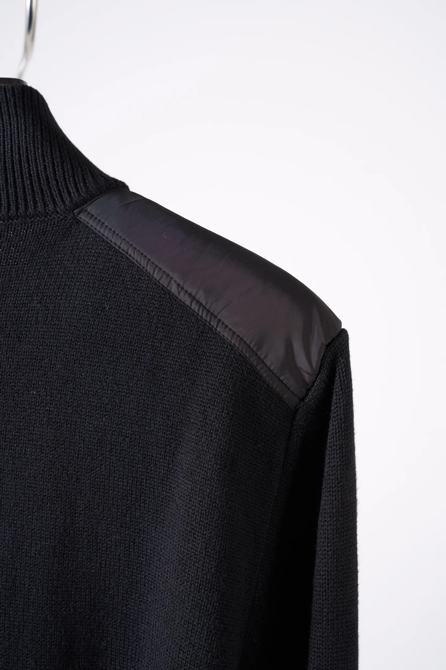 Men's Jumpers And Sweaters MONCLER 18178918