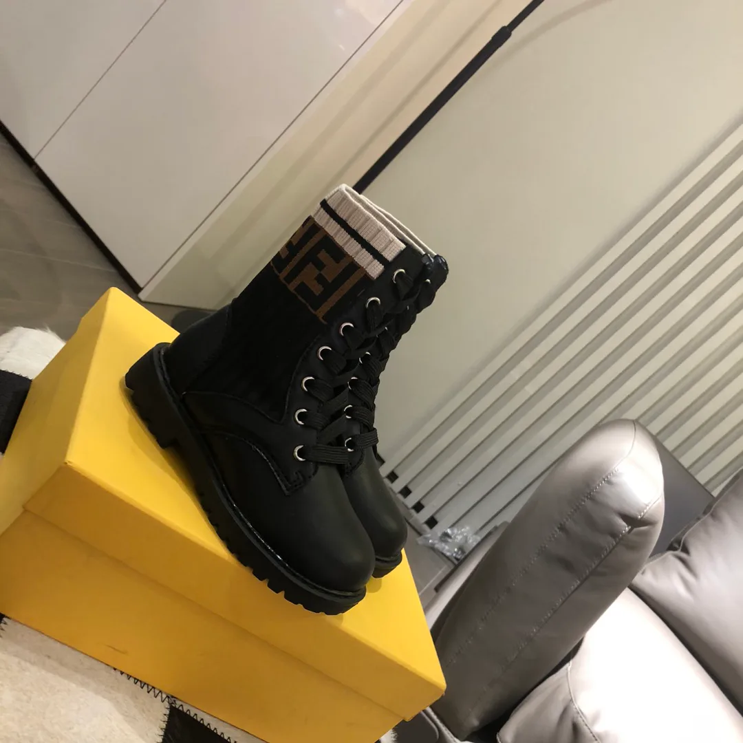Ботинки Женские Fendi 18591630