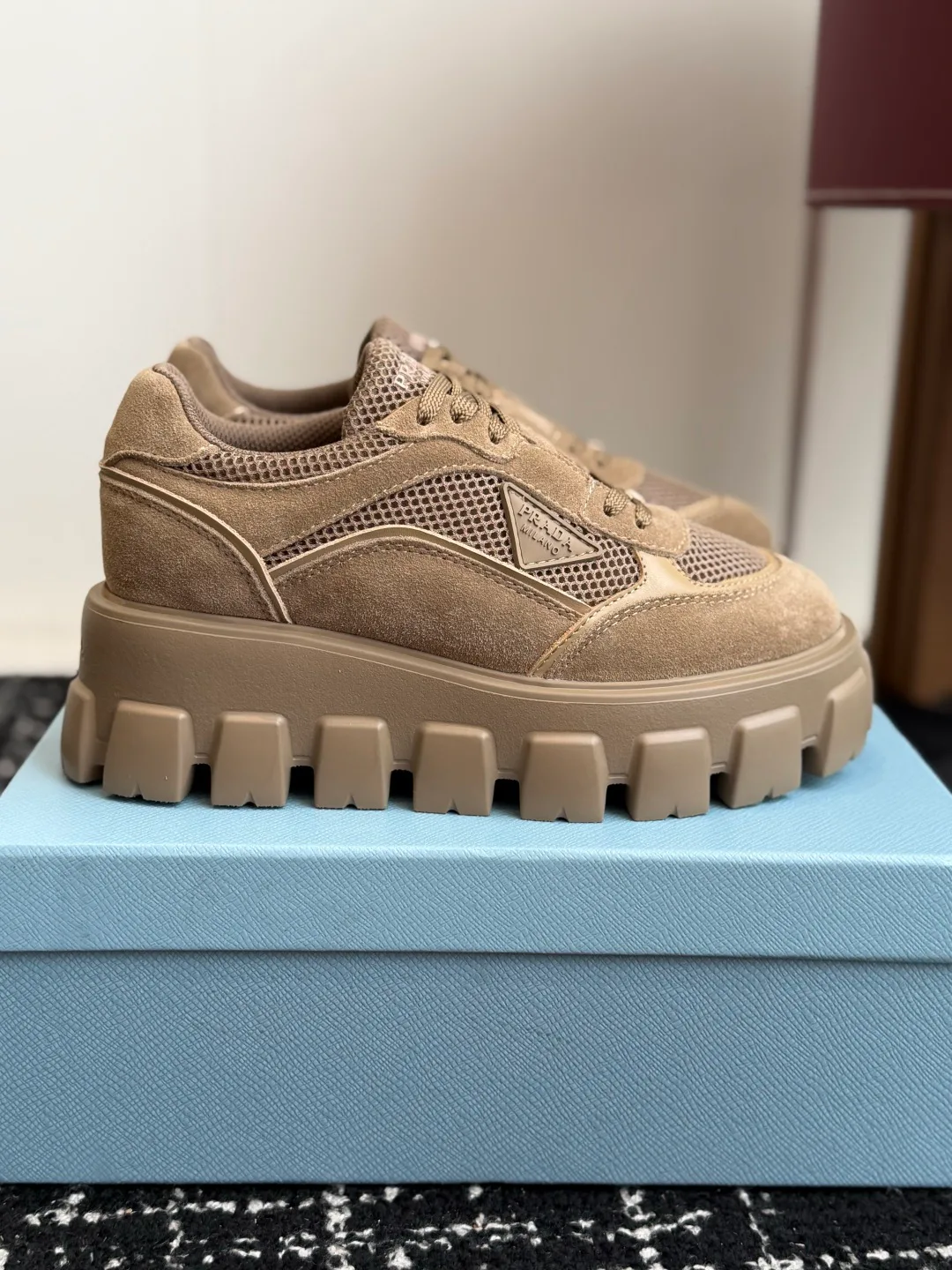 Women's Sneakers PRADA 18138855