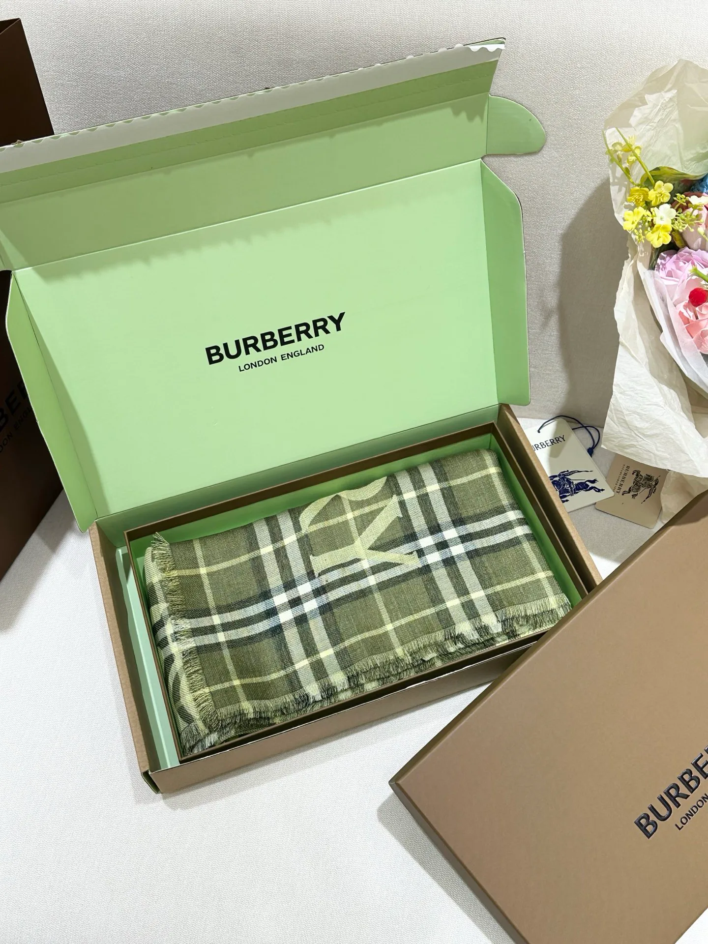 Scarves BURBERRY 17991551