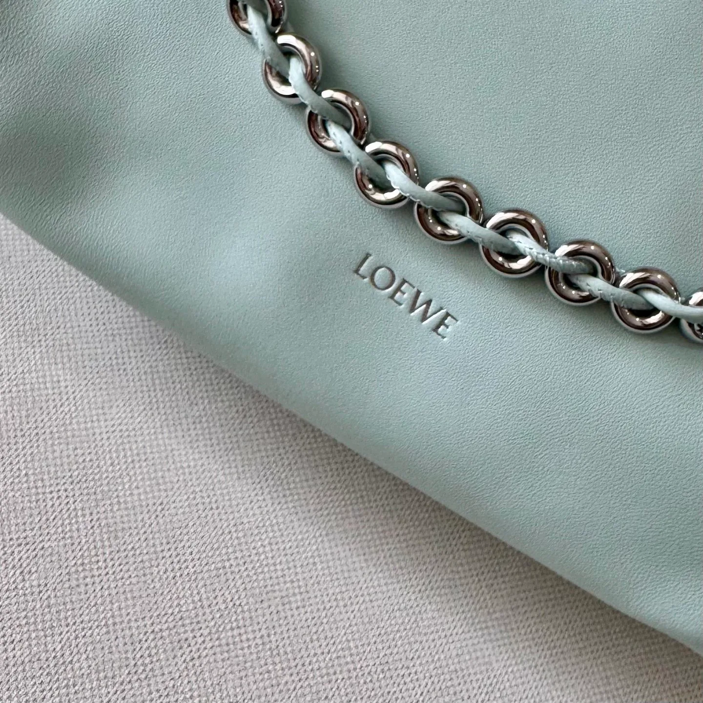Women's Classic Handbags LOEWE 17829105