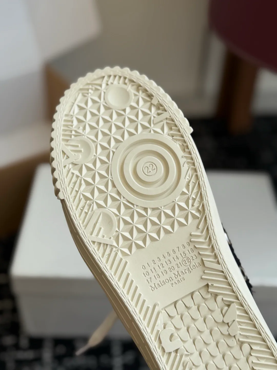 Women's Sneakers MAISON MARGIELA 17802572