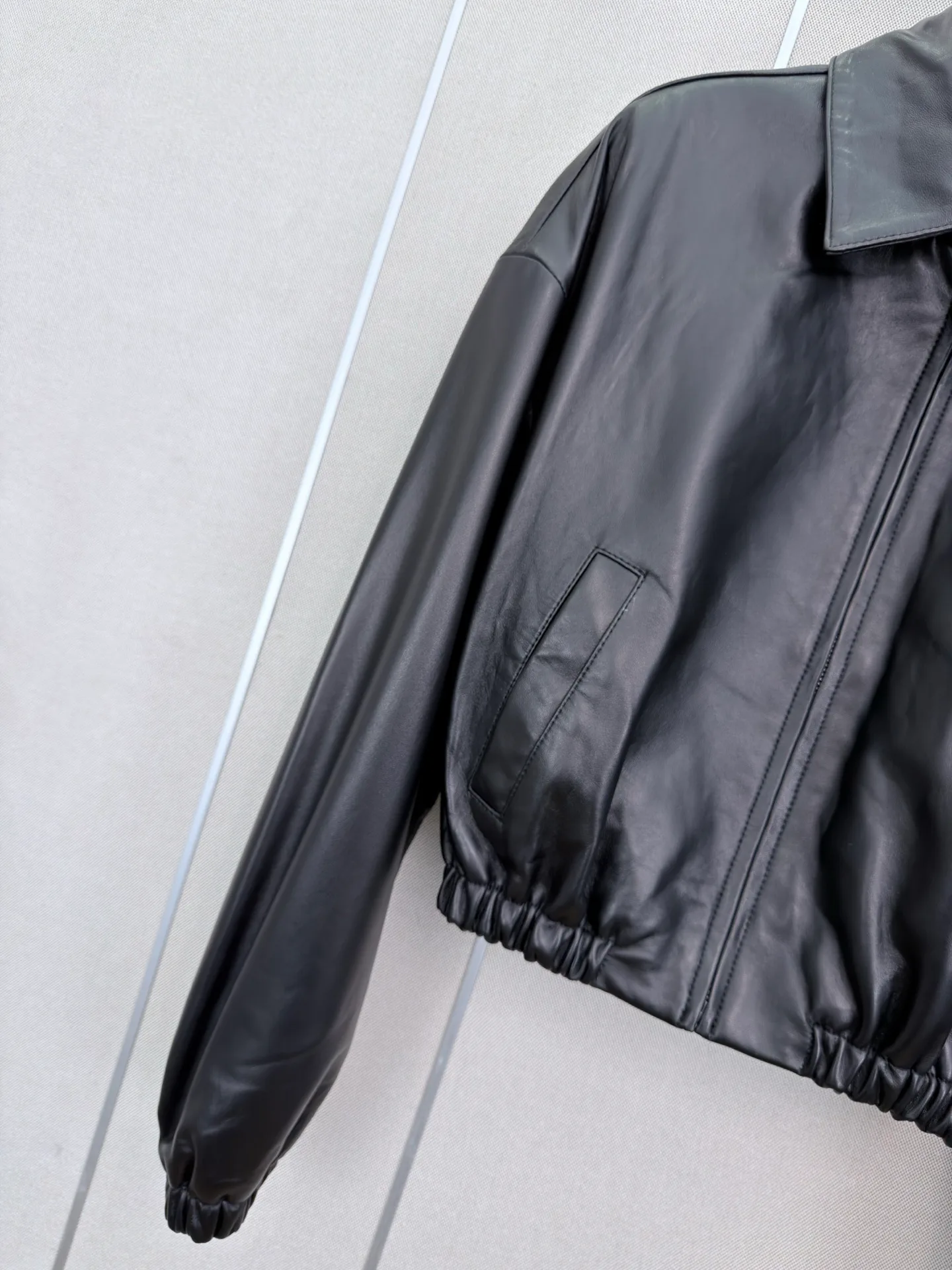 Women's Leather Jackets And Sheepskin Coats PRADA 18173056