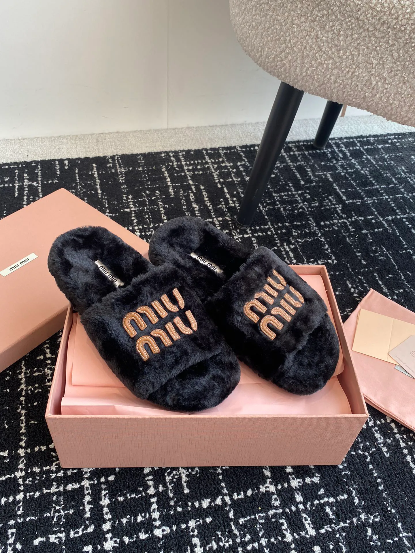 Women's Slippers MIU MIU 18241529