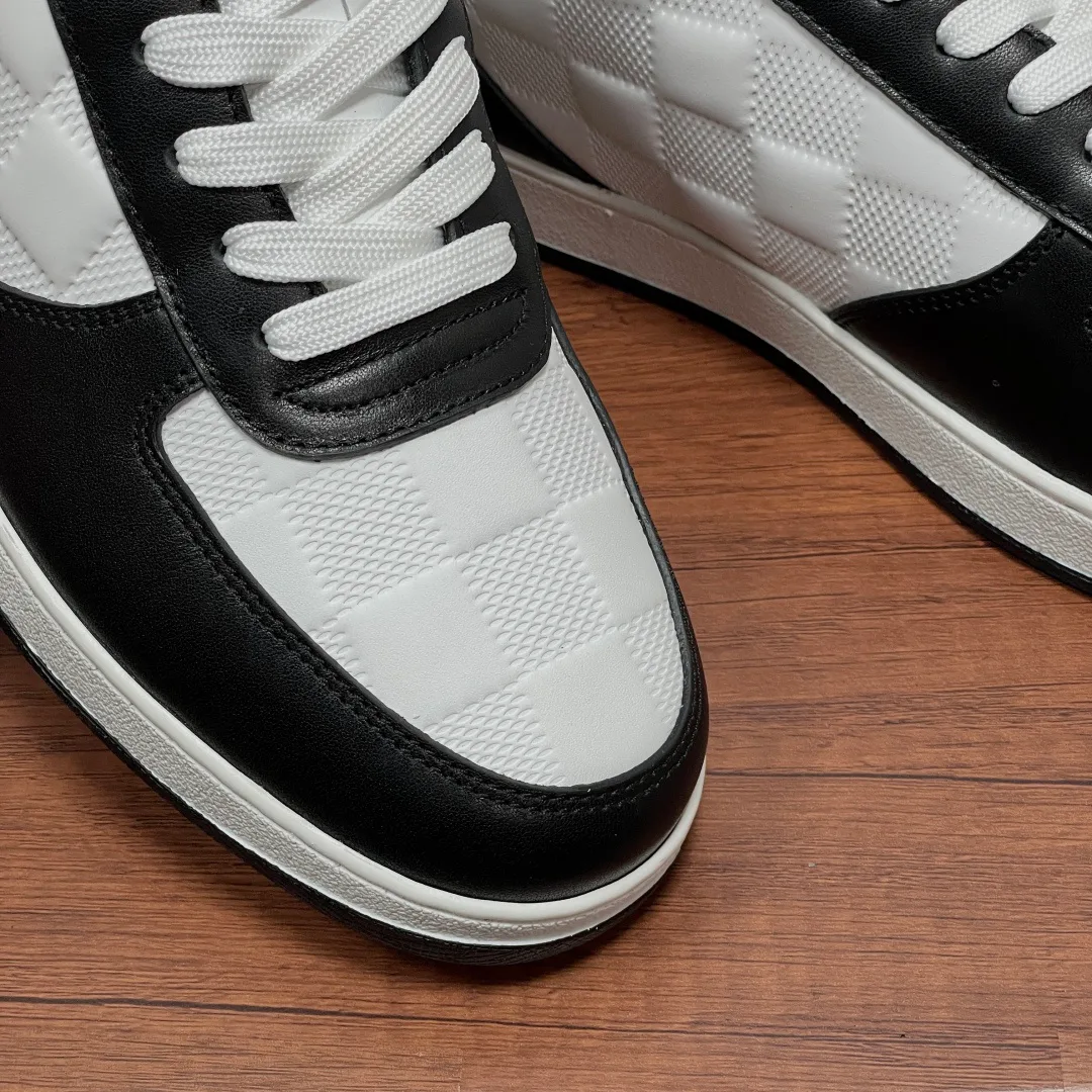 Men's Sneakers LOUIS VUITTON 18197827