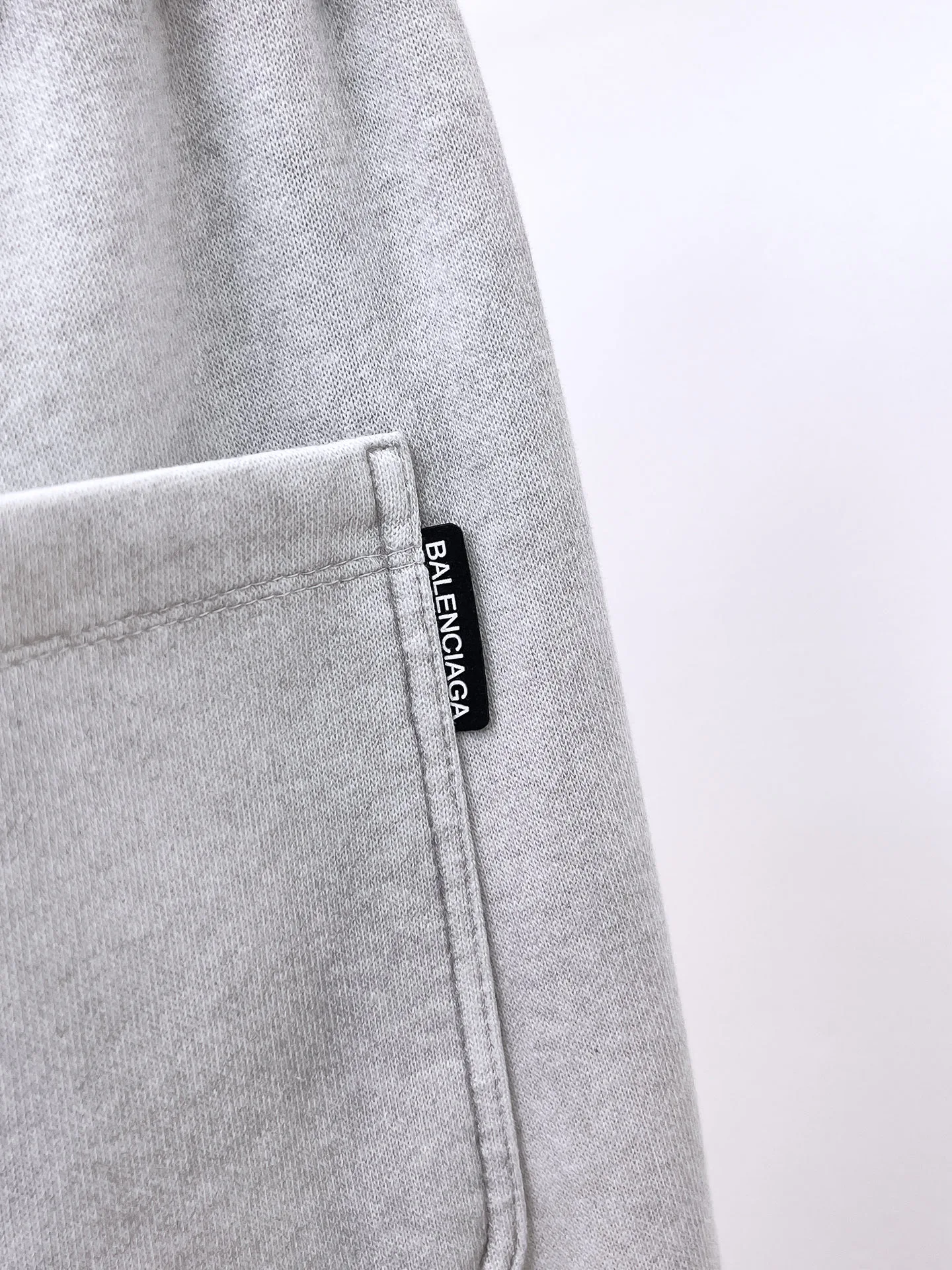Men's Trousers BALENCIAGA 18197344