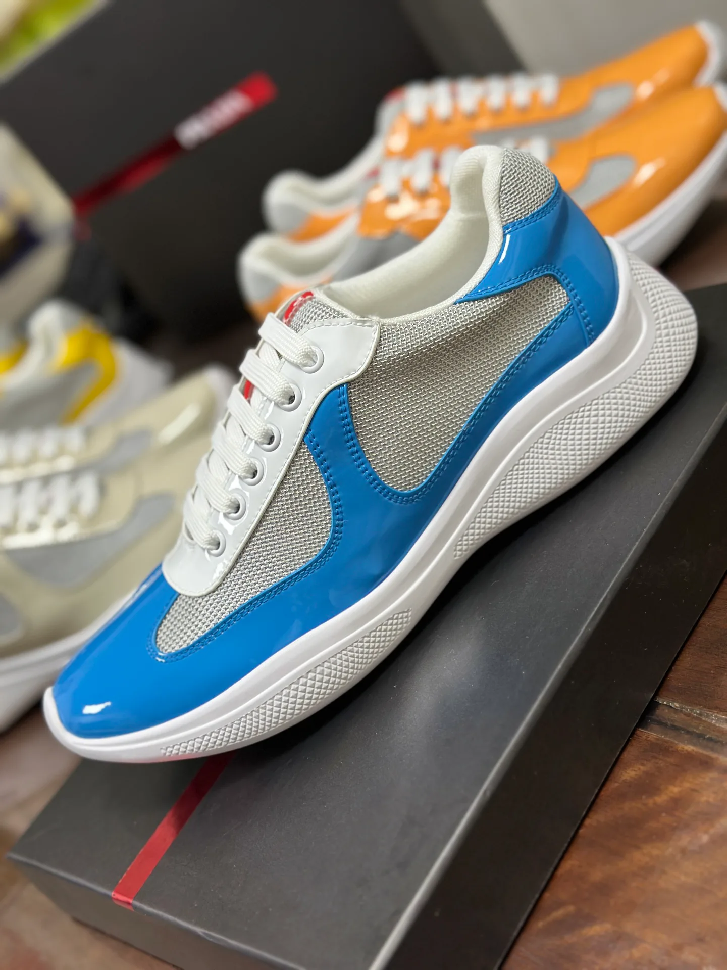 Men's Sneakers PRADA 18262252