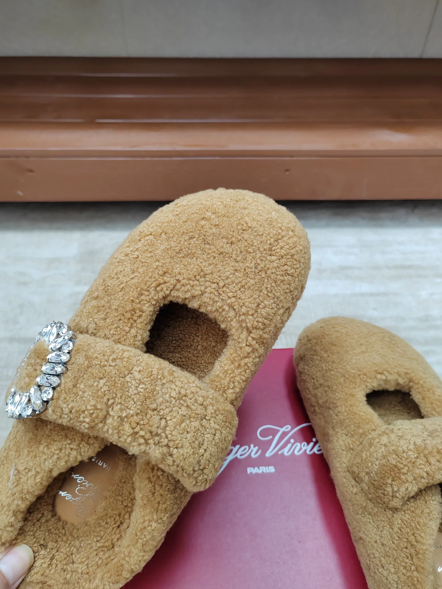 Women's Slippers ROGER VIVIER 17852286