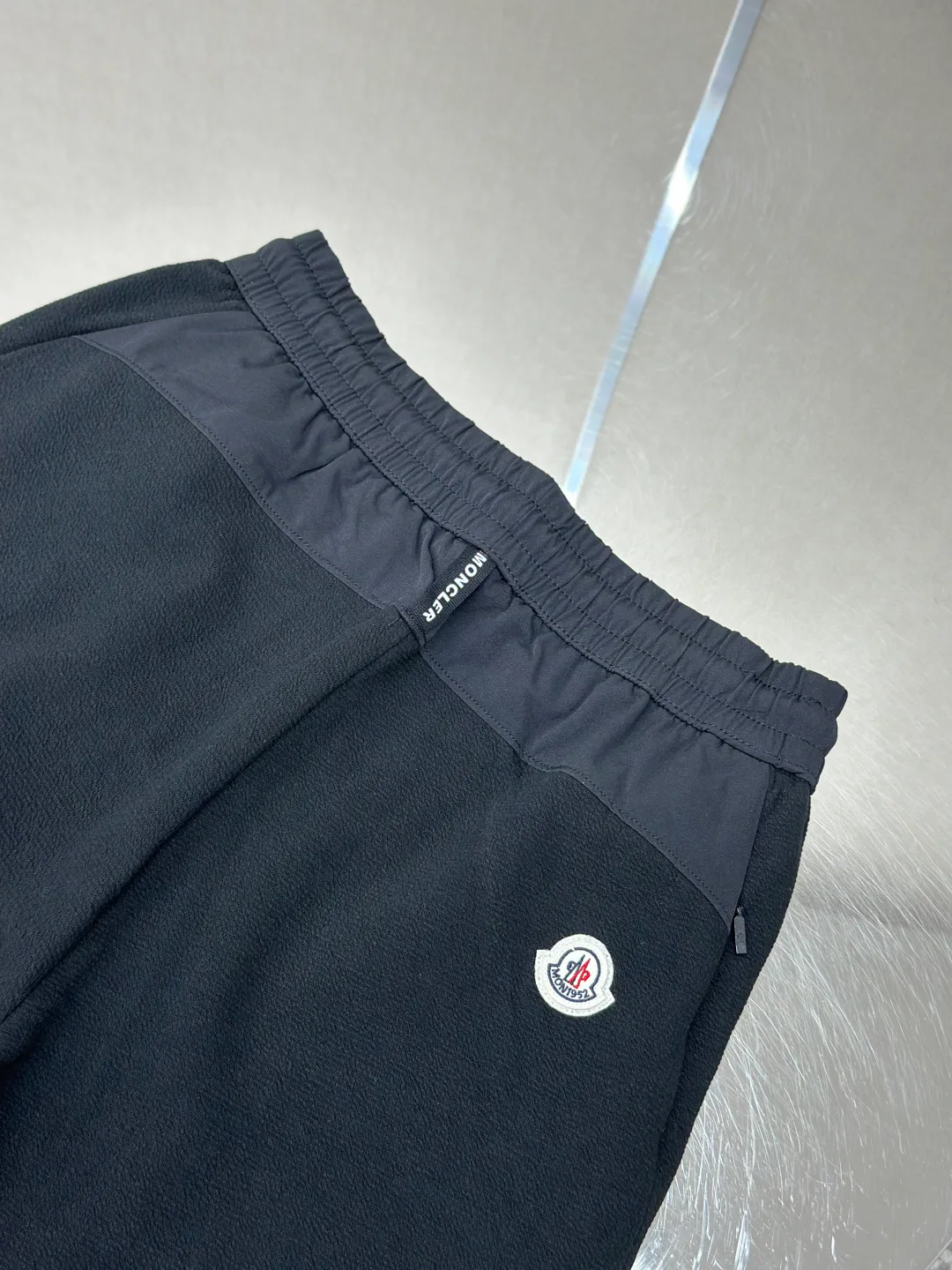 Men's Trousers MONCLER 17810710