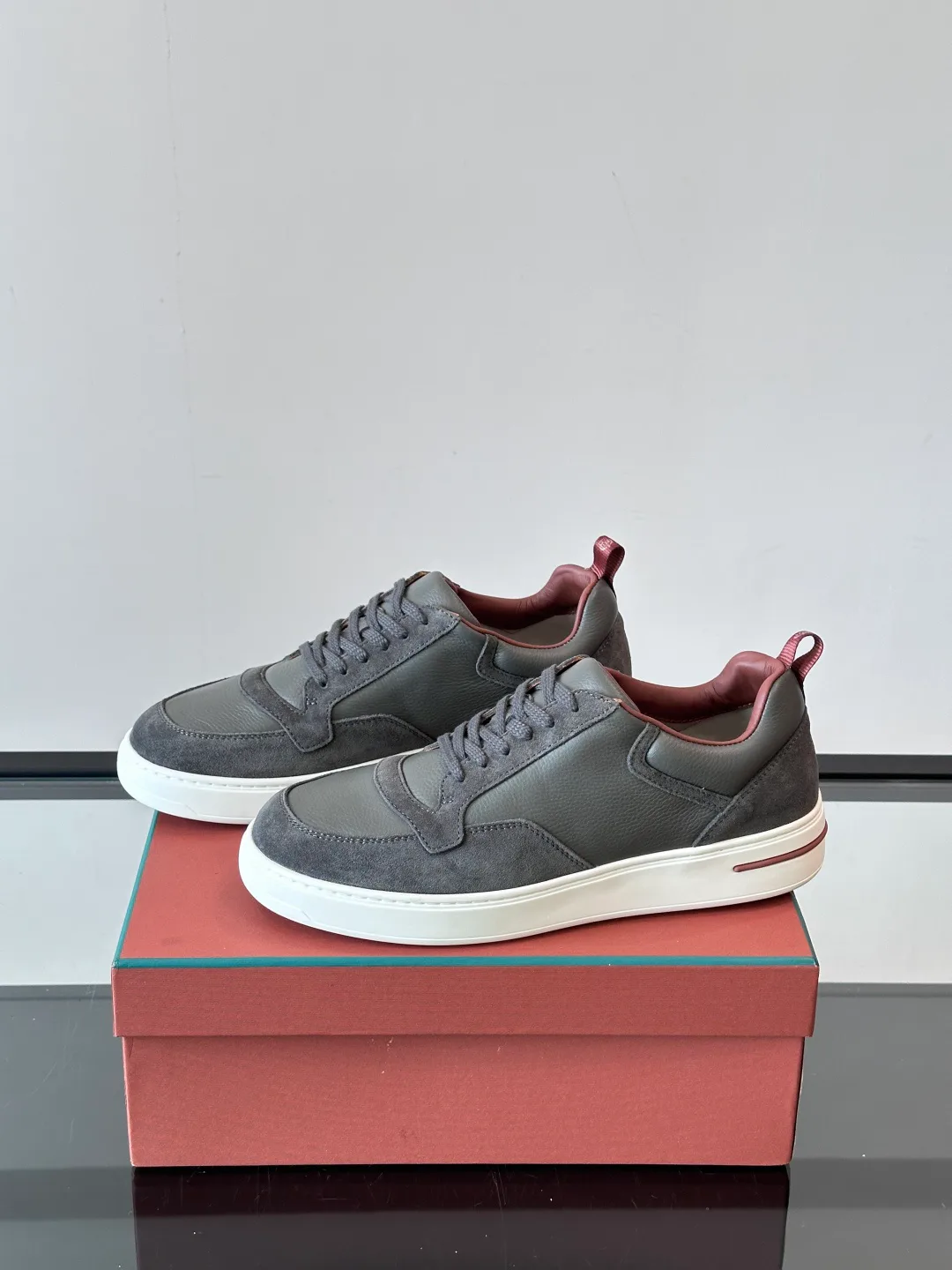 Men's Sneakers LORO PIANA 17730635
