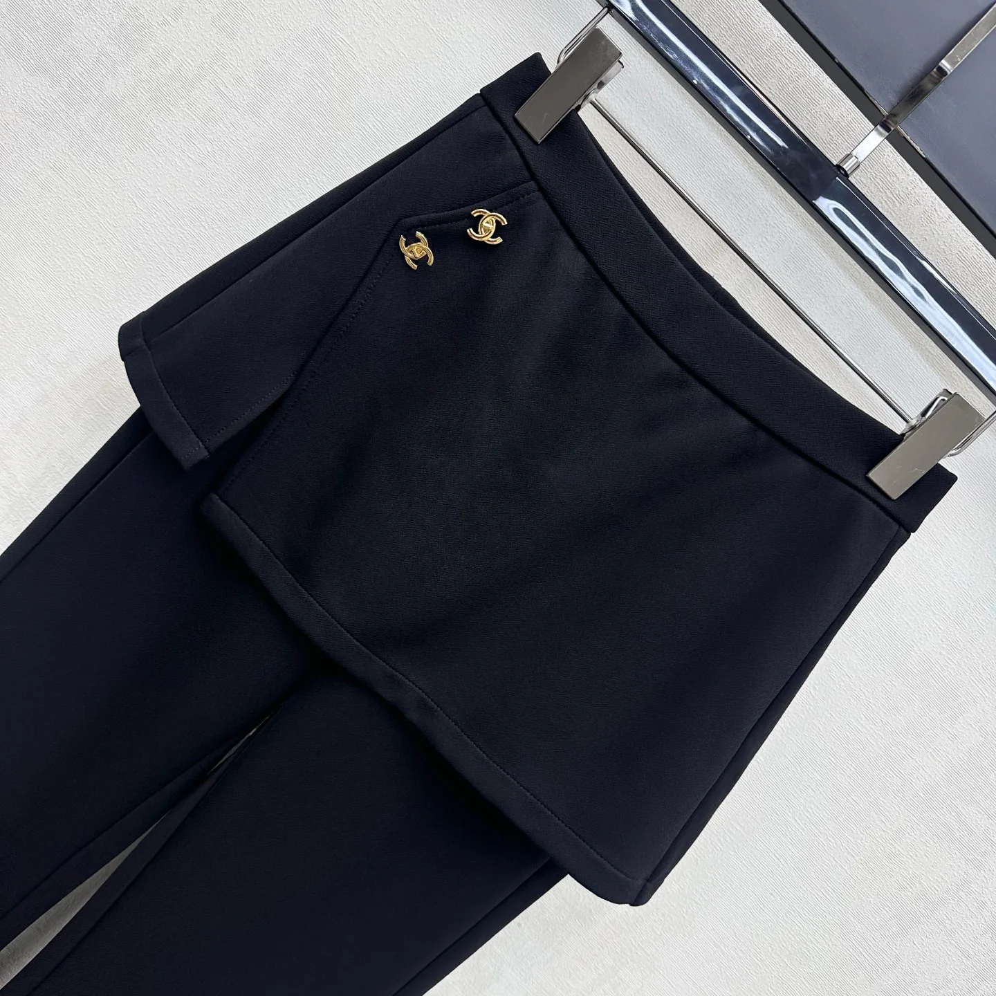 Women's Trousers CHANEL 18181824