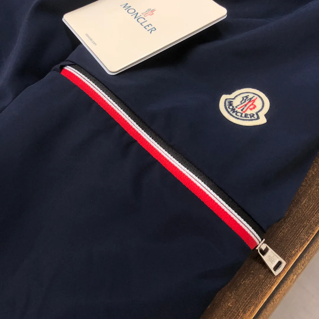 Men's Jackets And Down Jackets MONCLER 17285986