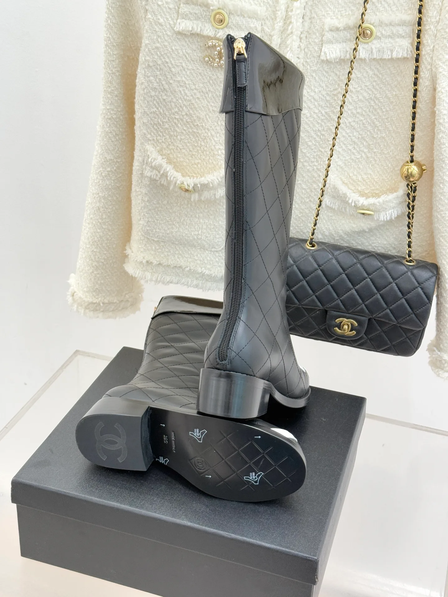 Women's Boots CHANEL 18154364