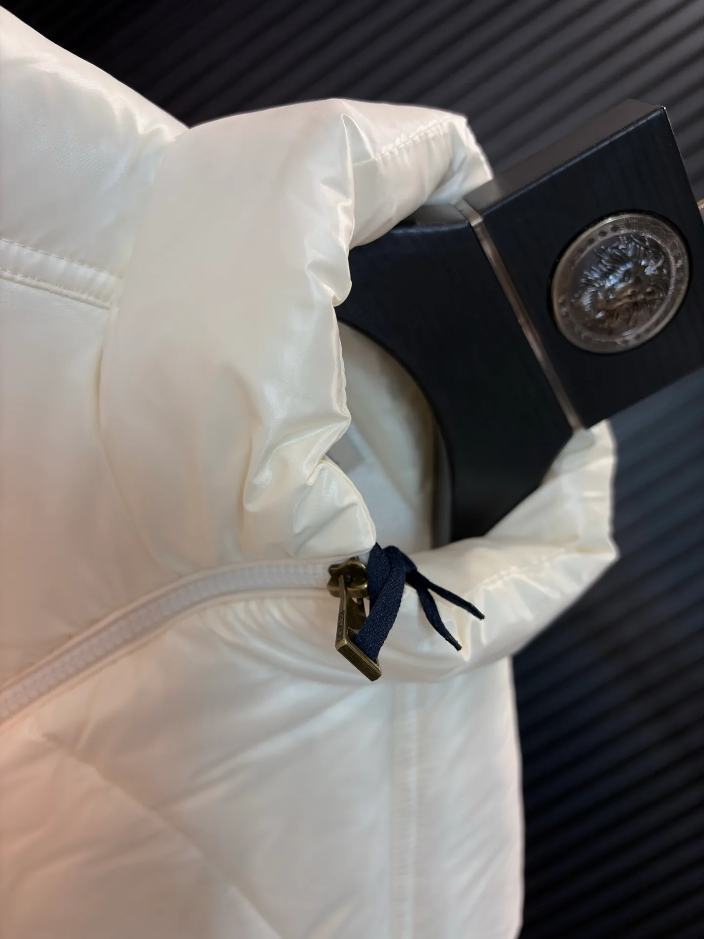 Men's Jackets And Down Jackets MONCLER 18231126
