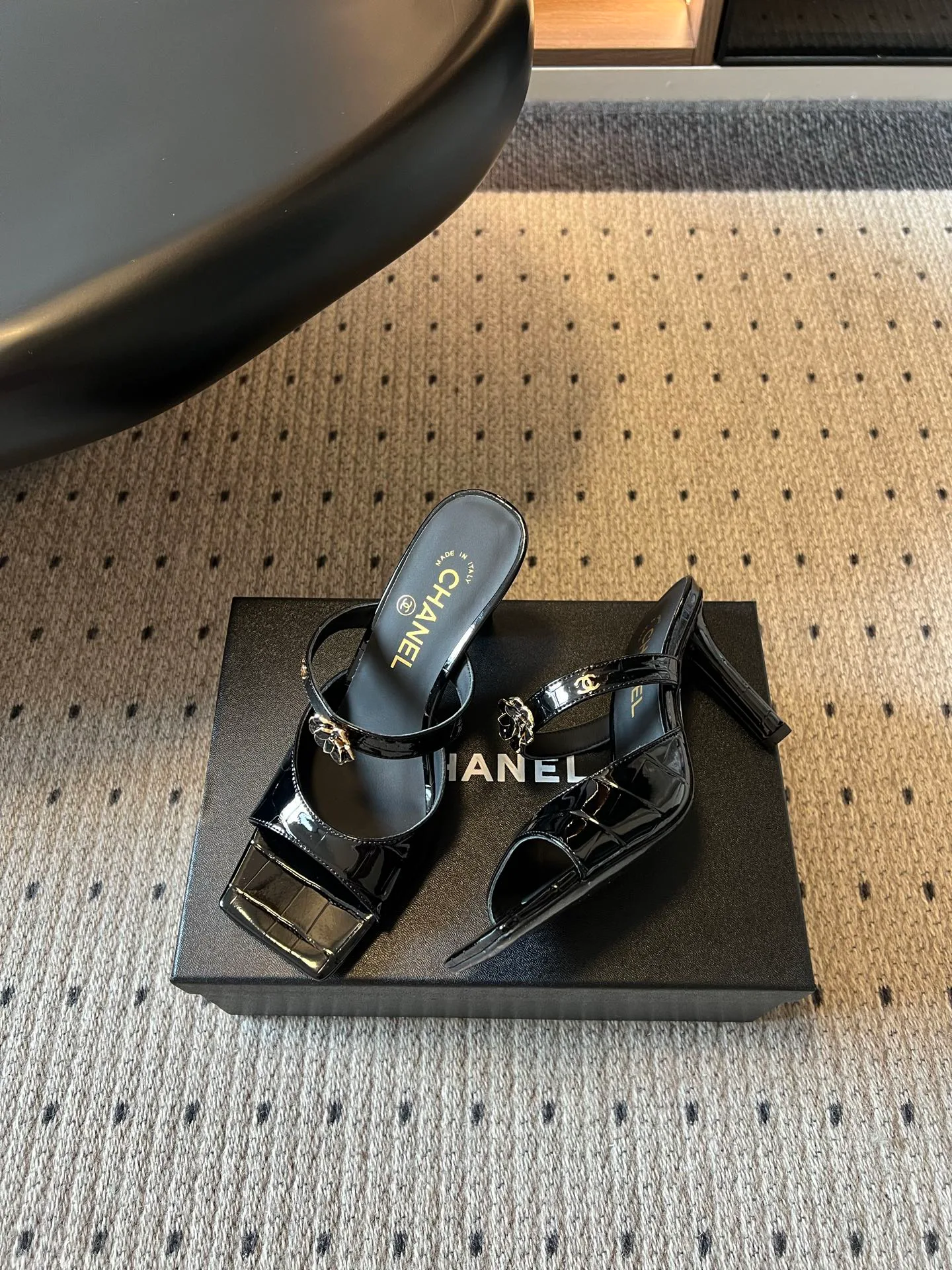 Women's Open-Toe Sandals CHANEL 17014736