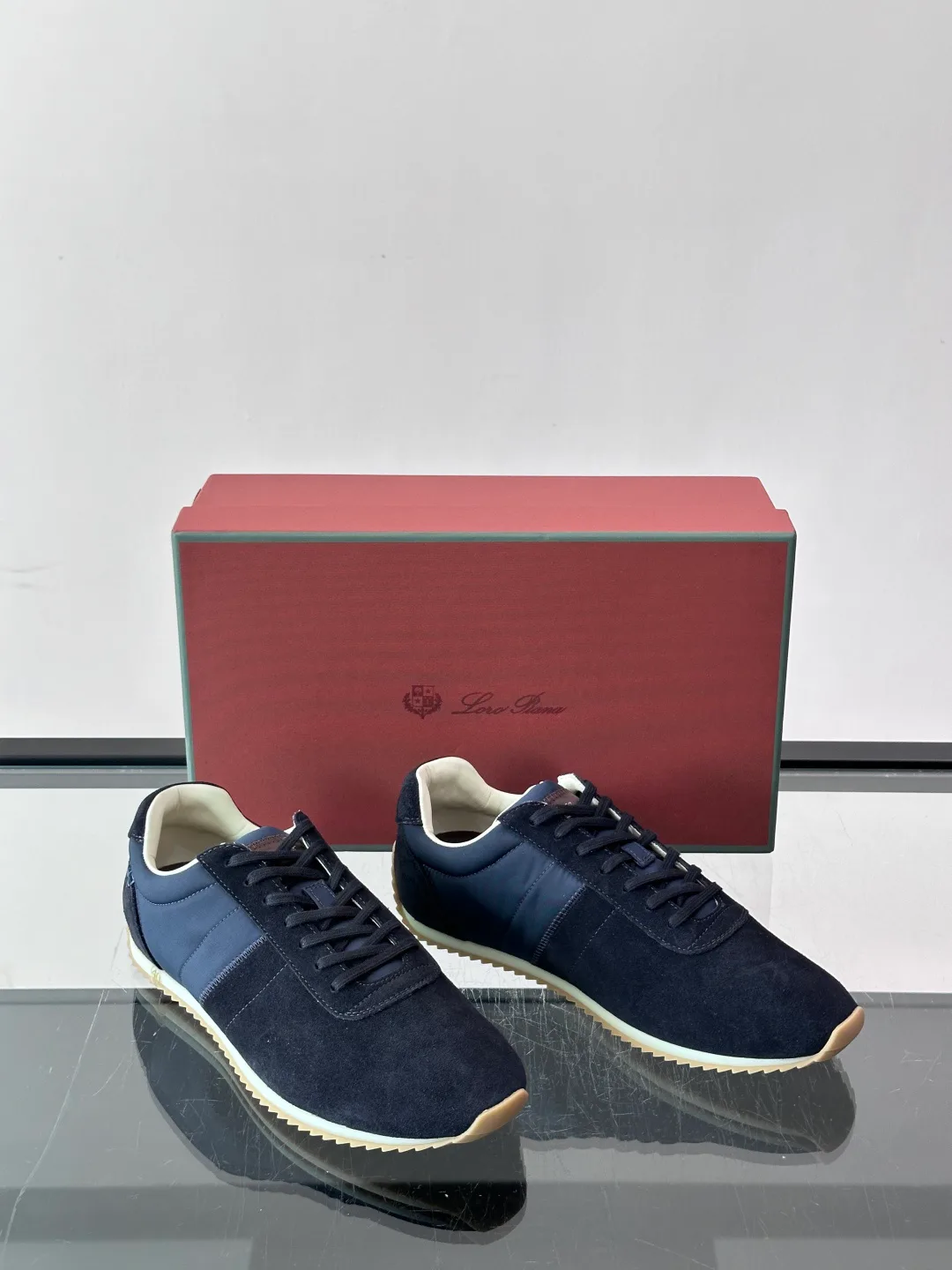 Women's Sneakers LORO PIANA 17447594