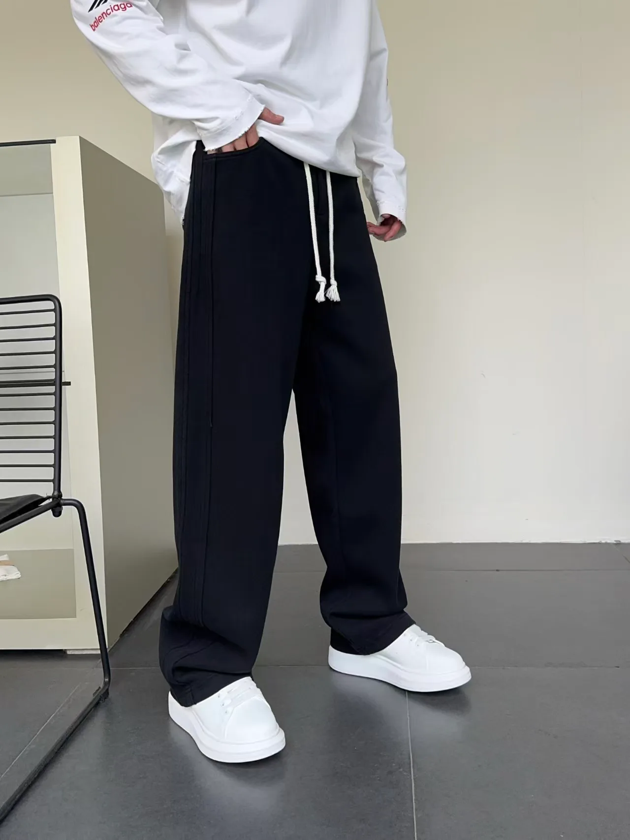 Women's Trousers MIU MIU 18178319