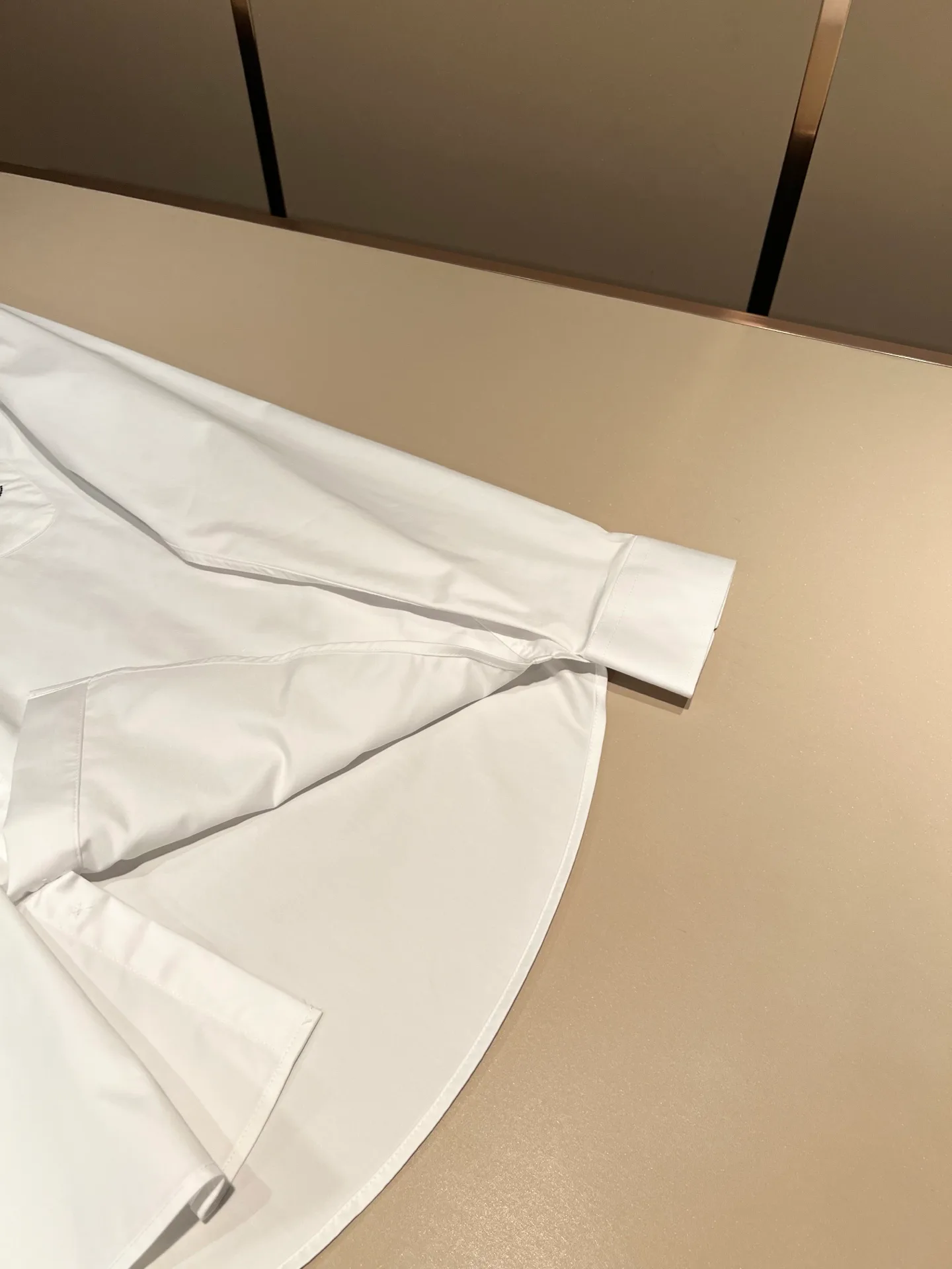 Men's Shirts LOUIS VUITTON 18446371