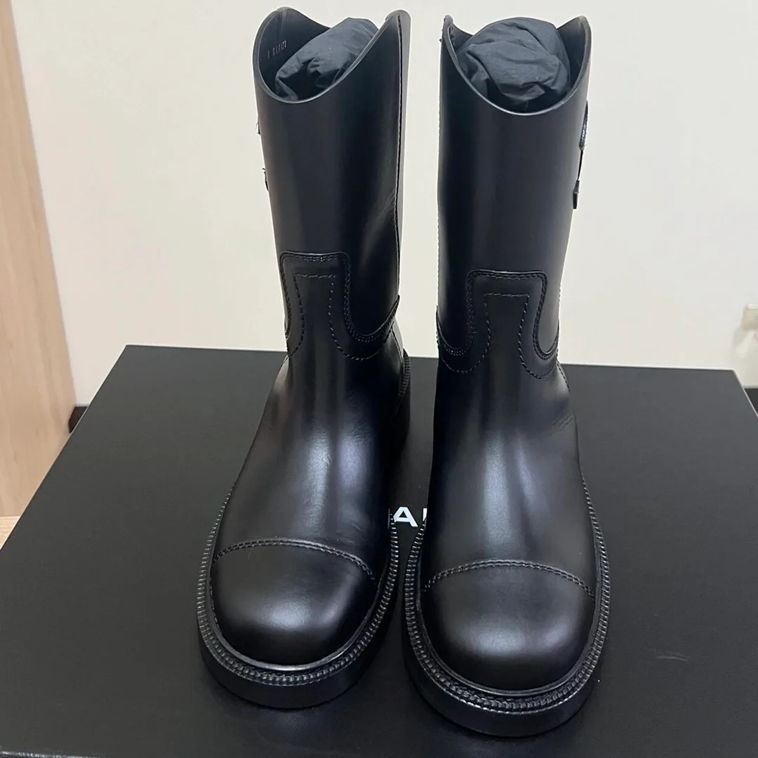 Women's Boots CHANEL 18199001