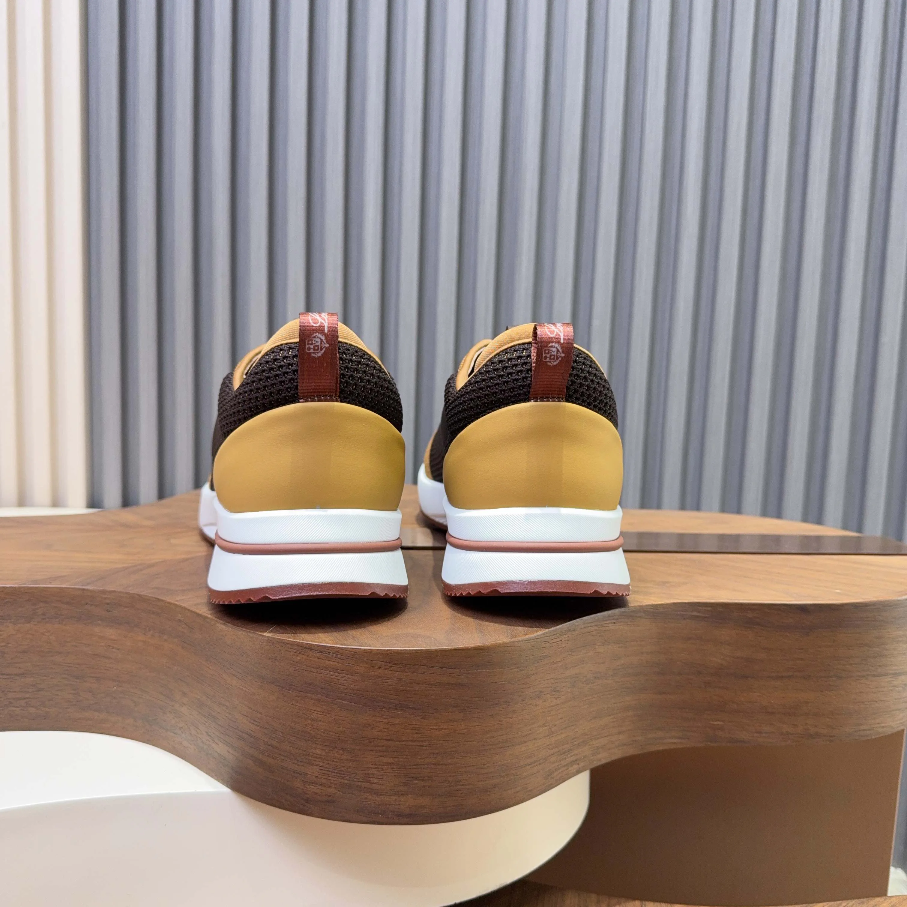 Men's Sneakers LORO PIANA 18250718