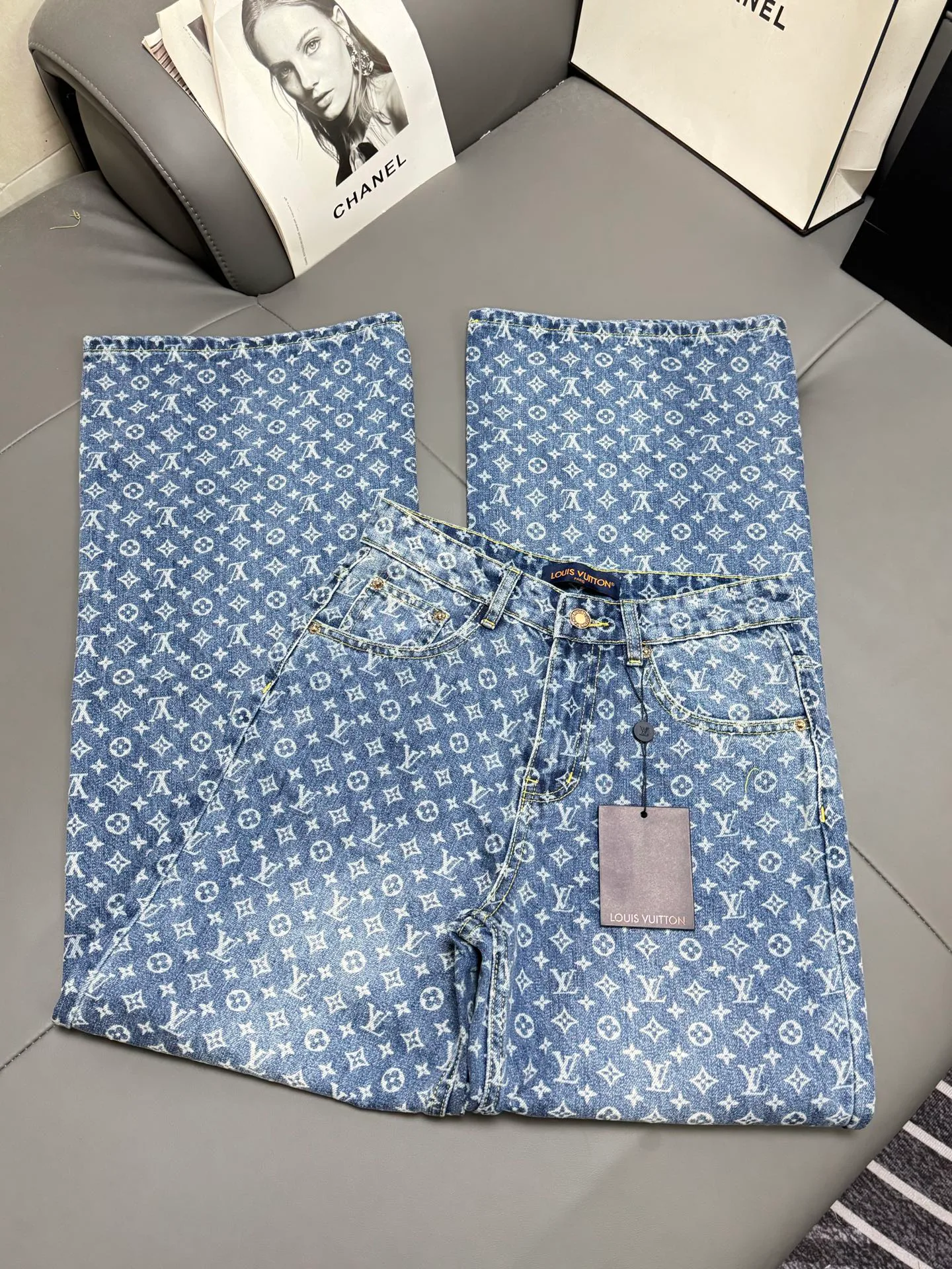 Women's Jeans LOUIS VUITTON 18174658