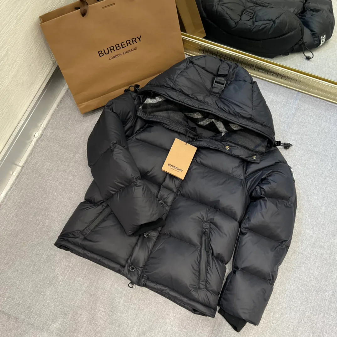 Men's Jackets And Down Jackets BURBERRY 18030044