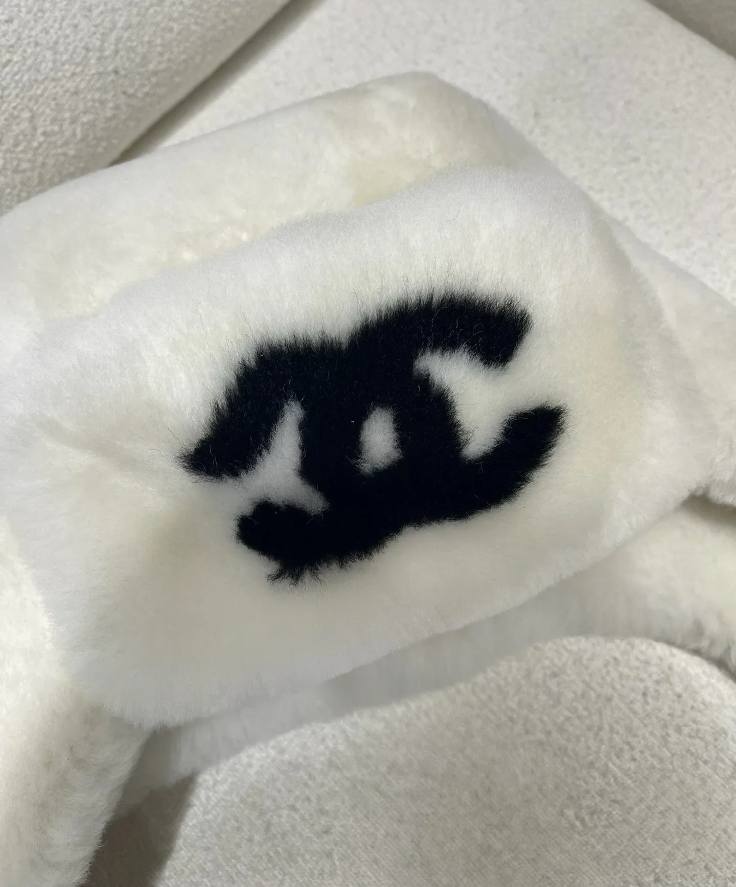 Hats CHANEL 18347937