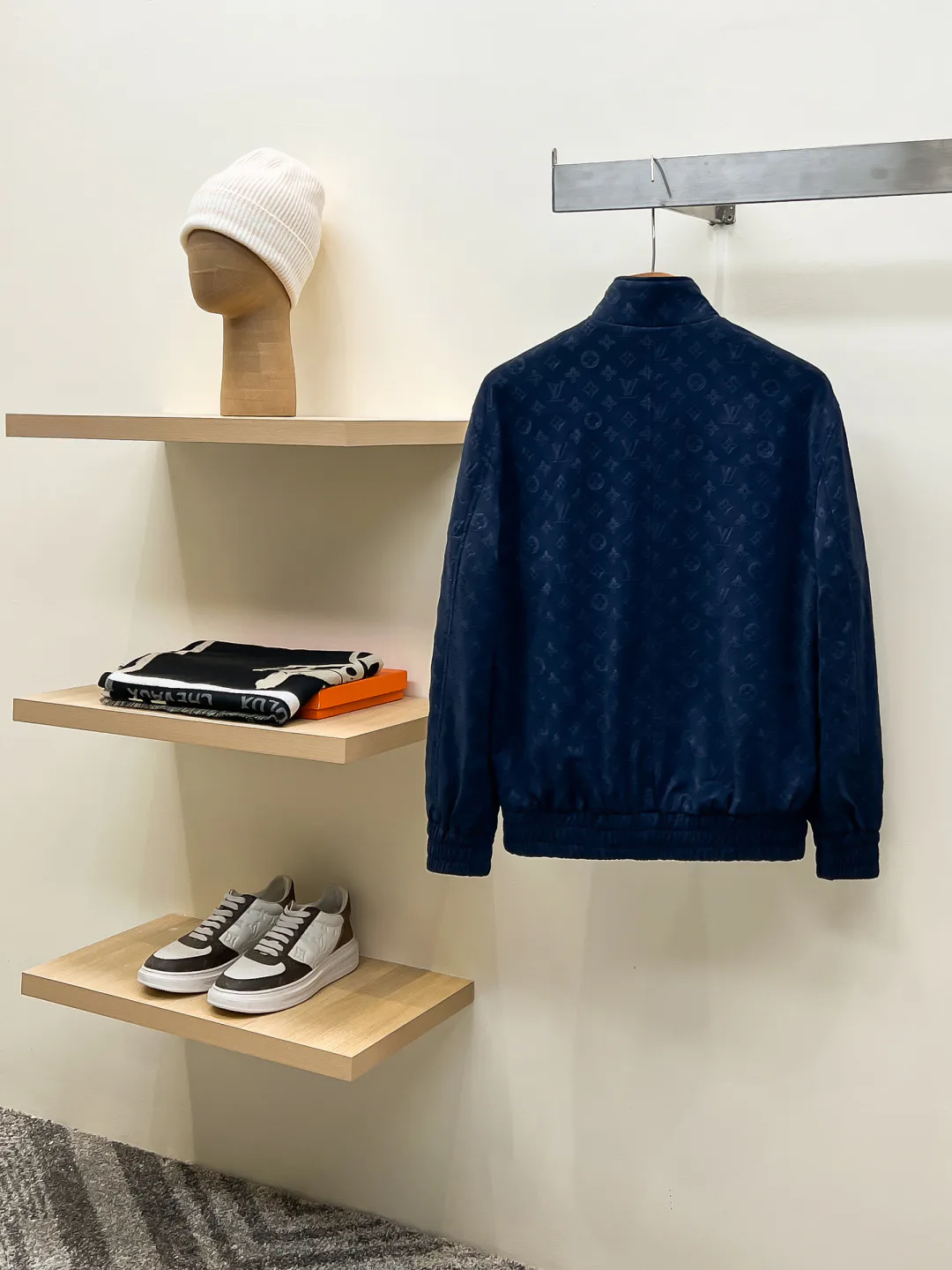 Men's Jackets And Down Jackets LOUIS VUITTON 18499110