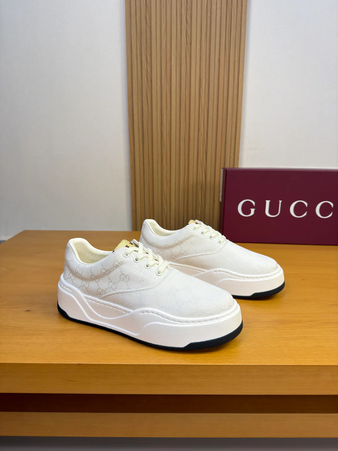 Men's Sneakers GUCCI 17368523