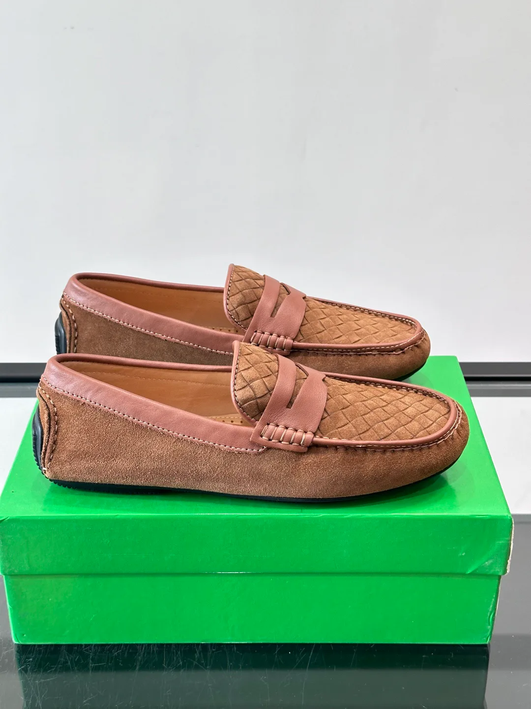 Women's Loafers And Moccasins BOTTEGA VENETA 18102732