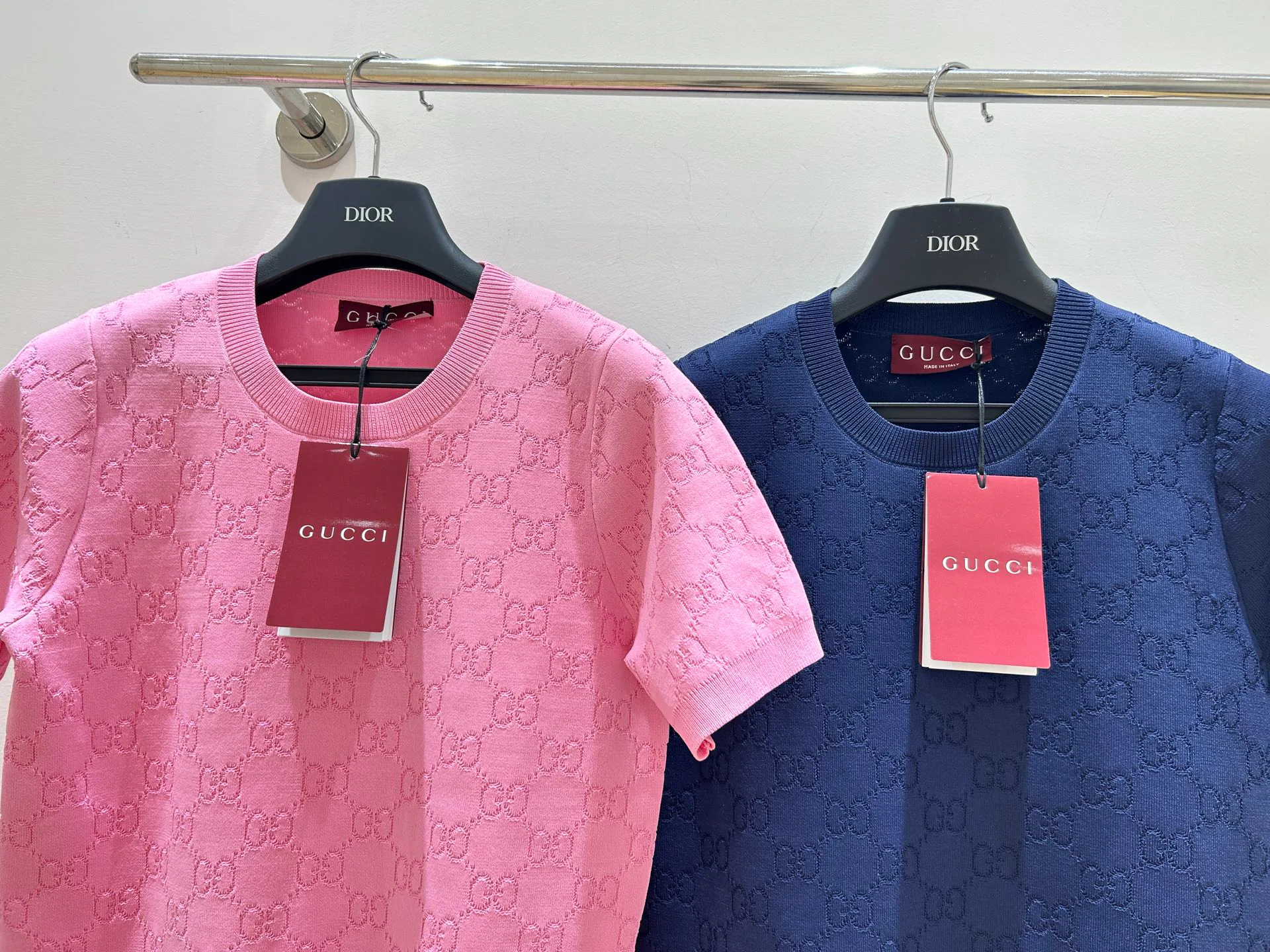 Women's T-Shirts GUCCI 18097301