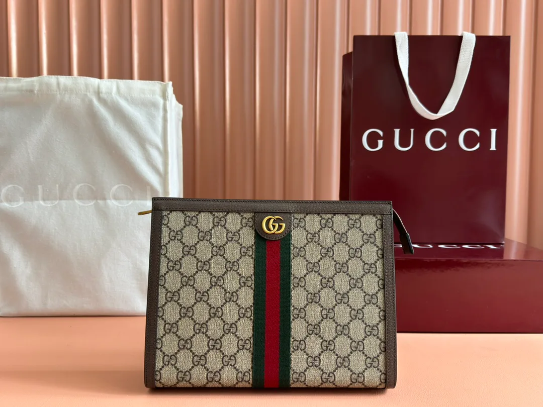 Women's Clutches GUCCI 17947656