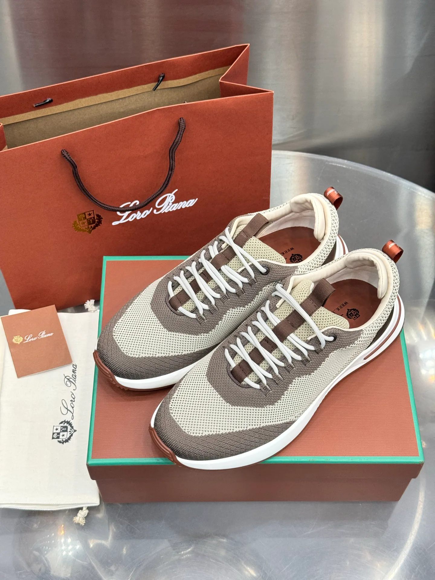 Men's Sneakers LORO PIANA 18202679
